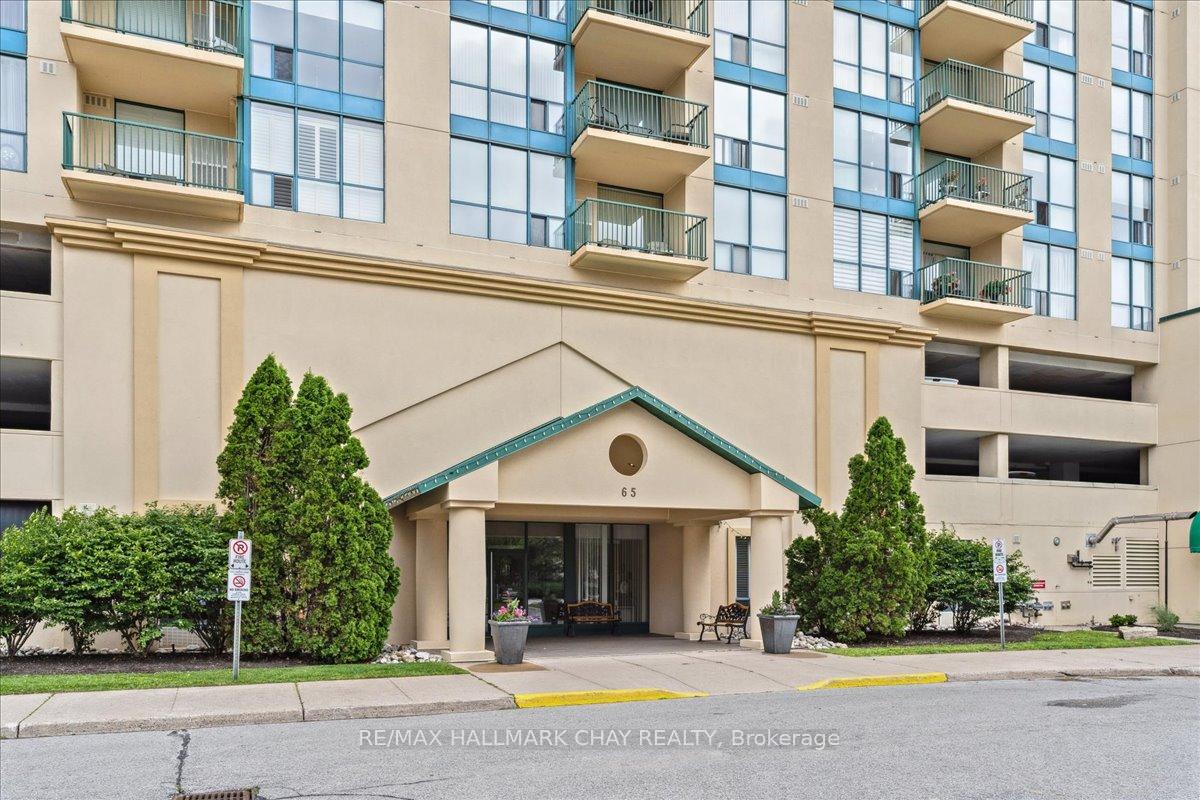 Photo 6 of Unit 602, 65 Ellen Street, Barrie, Lakeshore — HOMEH
