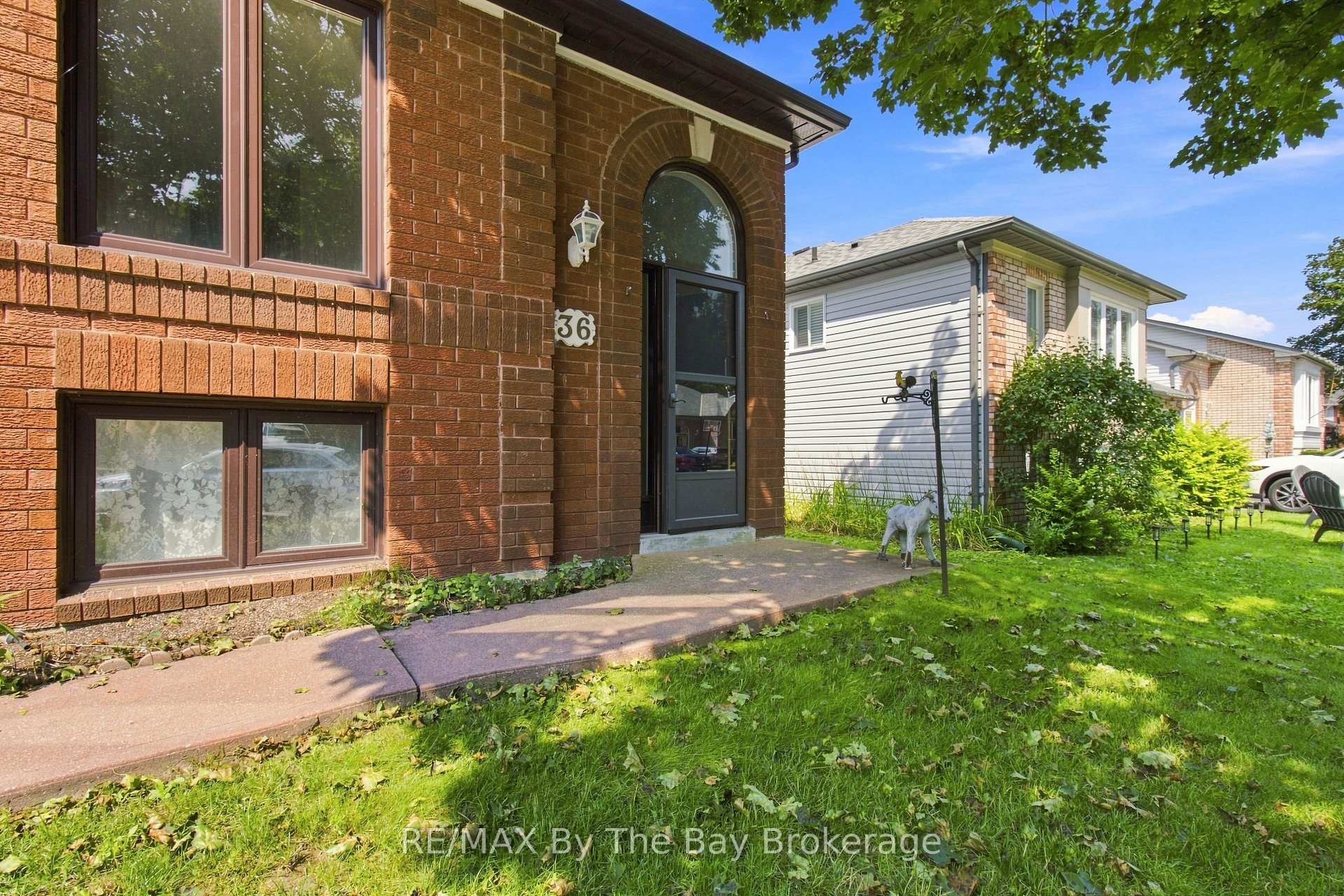 Photo 38 of 36 Harbour Crescent, Wasaga Beach — HOMEH