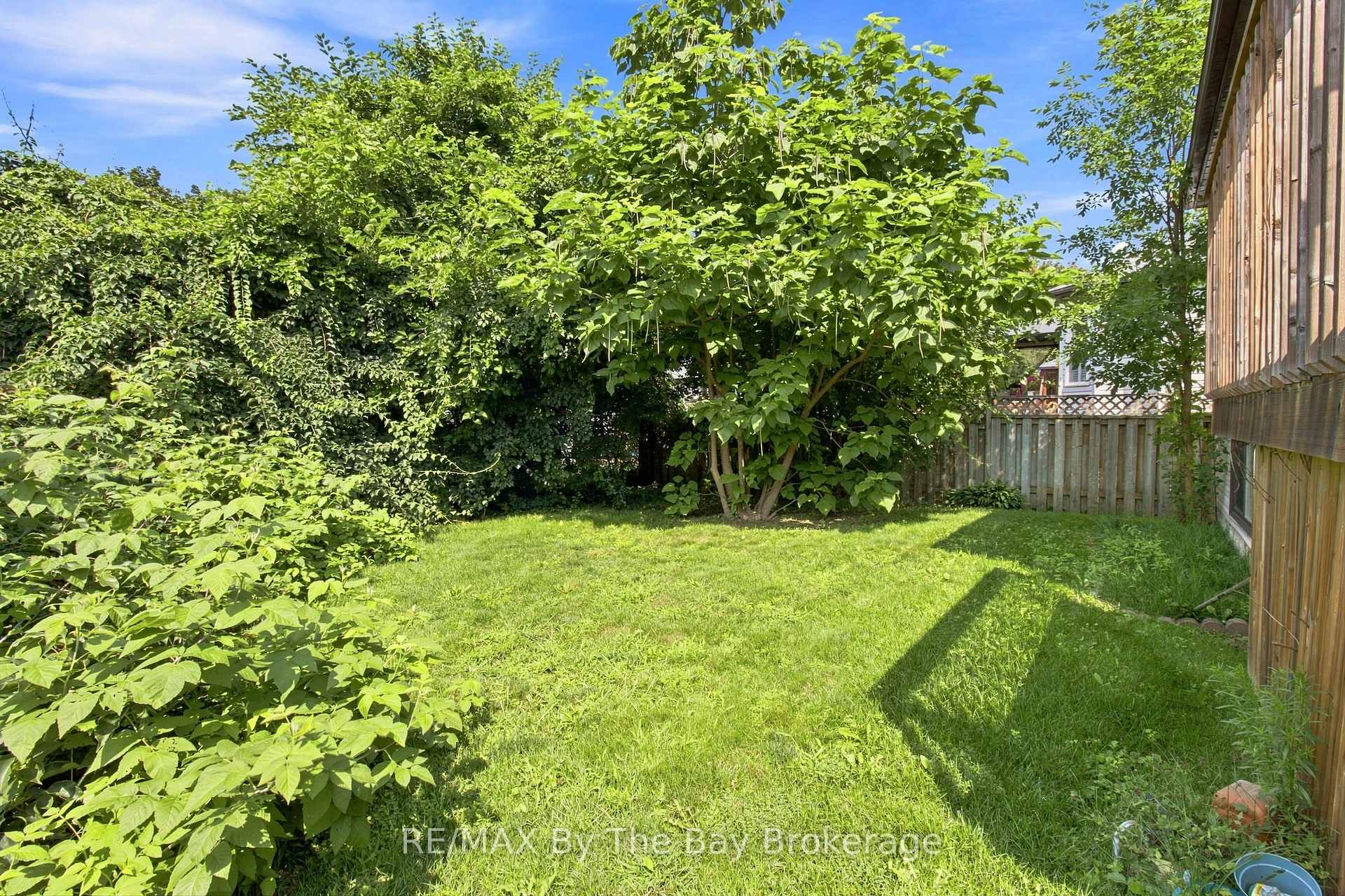 Photo 39 of 36 Harbour Crescent, Wasaga Beach — HOMEH