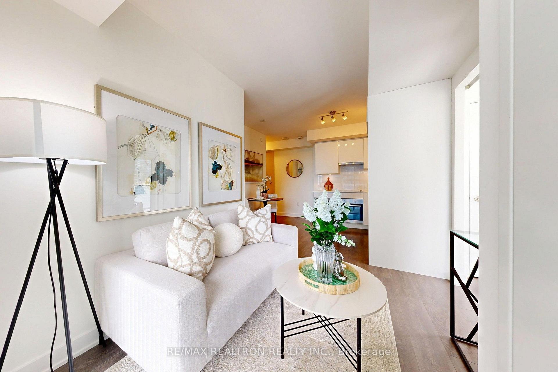 Photo 10 of Unit 1612, 195 Redpath Avenue, Toronto, Mount Pleasant West — HOMEH