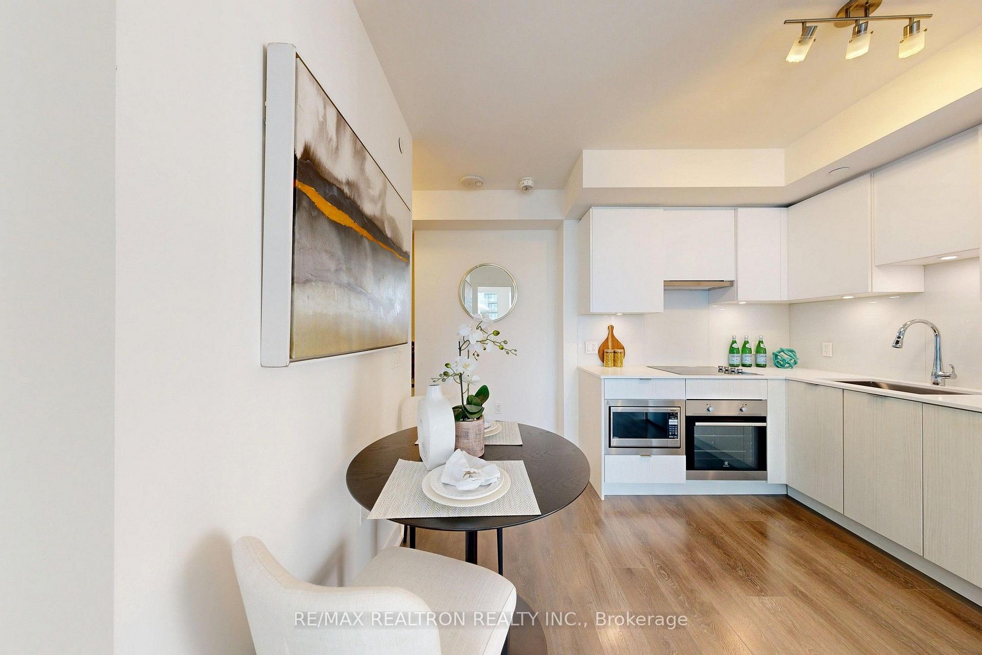 Photo 16 of Unit 1612, 195 Redpath Avenue, Toronto, Mount Pleasant West — HOMEH