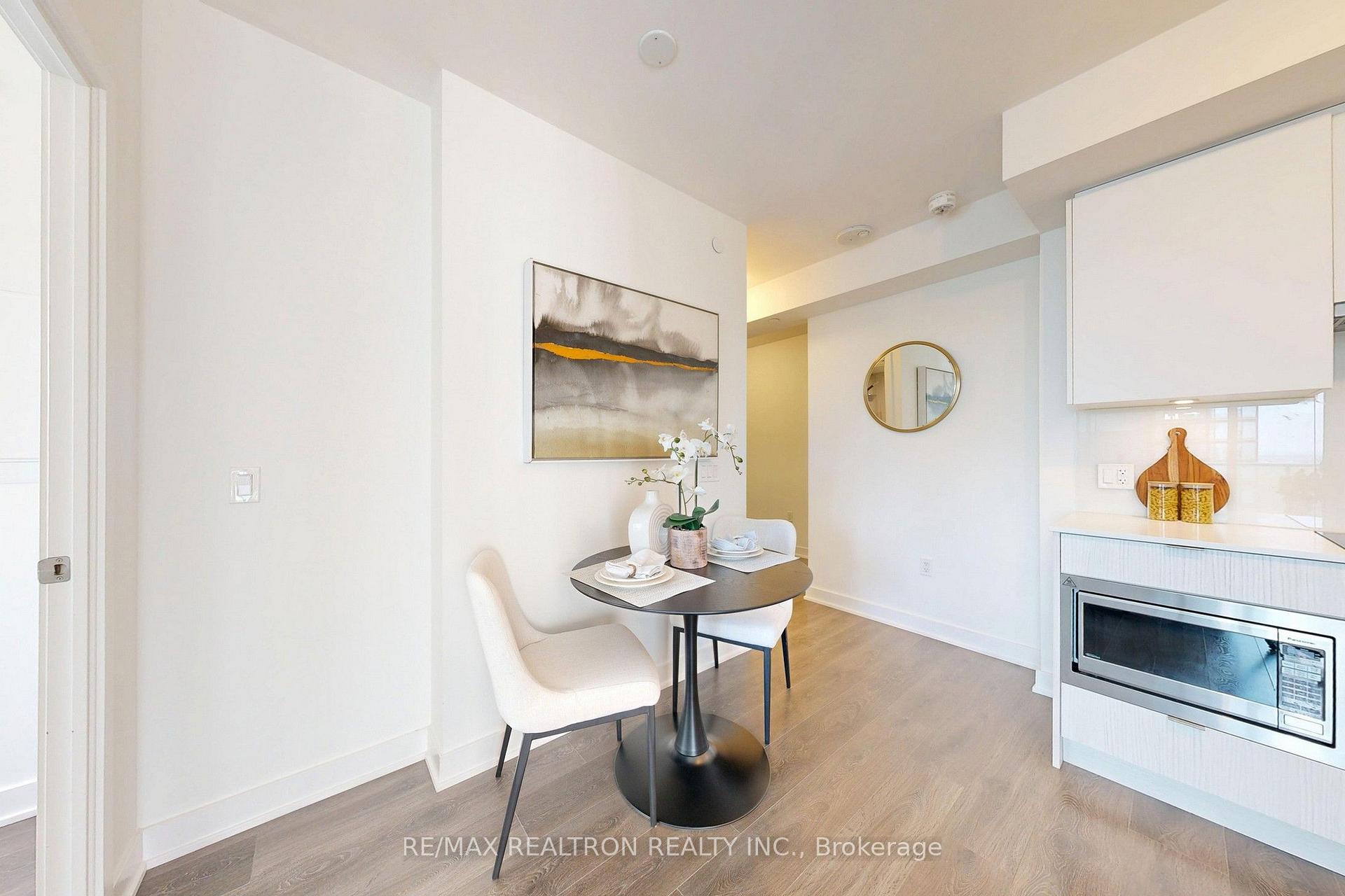 Photo 17 of Unit 1612, 195 Redpath Avenue, Toronto, Mount Pleasant West — HOMEH