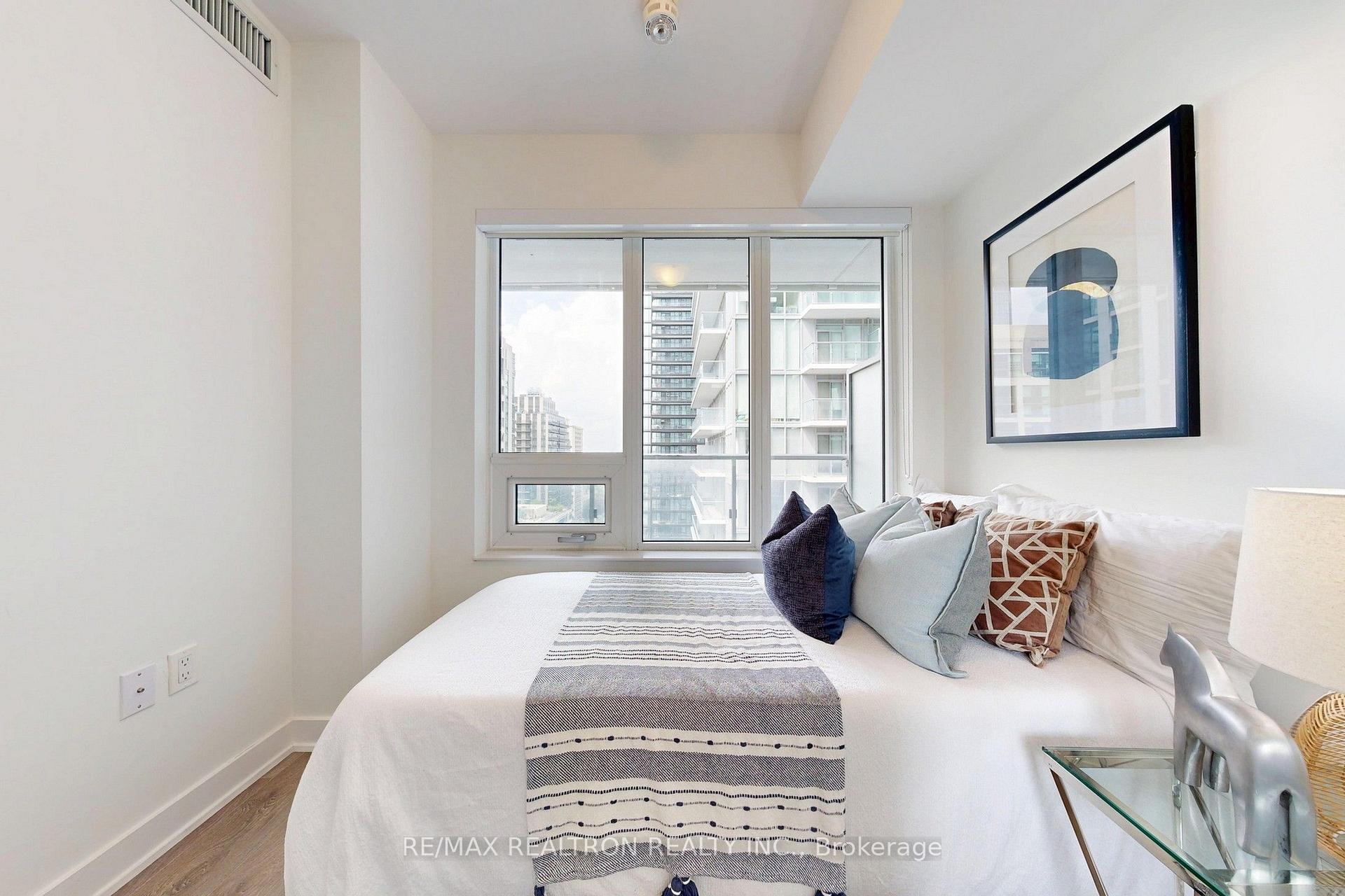 Photo 22 of Unit 1612, 195 Redpath Avenue, Toronto, Mount Pleasant West — HOMEH