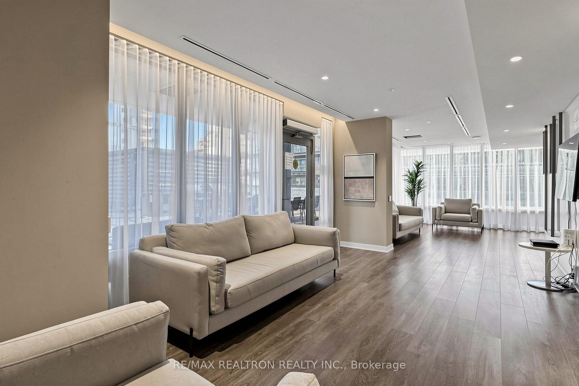 Photo 34 of Unit 1612, 195 Redpath Avenue, Toronto, Mount Pleasant West — HOMEH