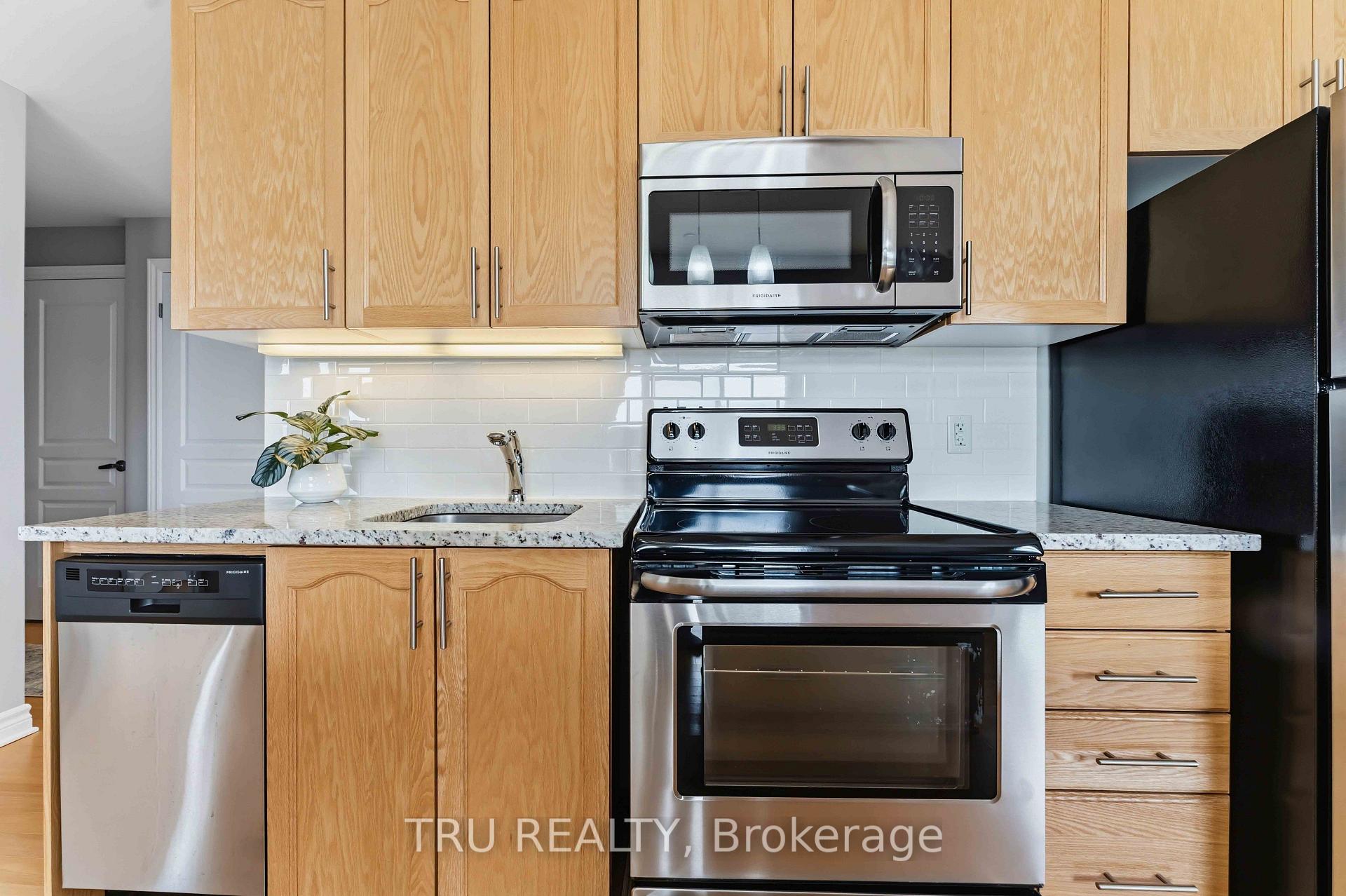 Photo 9 of Unit 301, 755 Beauparc Private, Ottawa, Cyrville — HOMEH