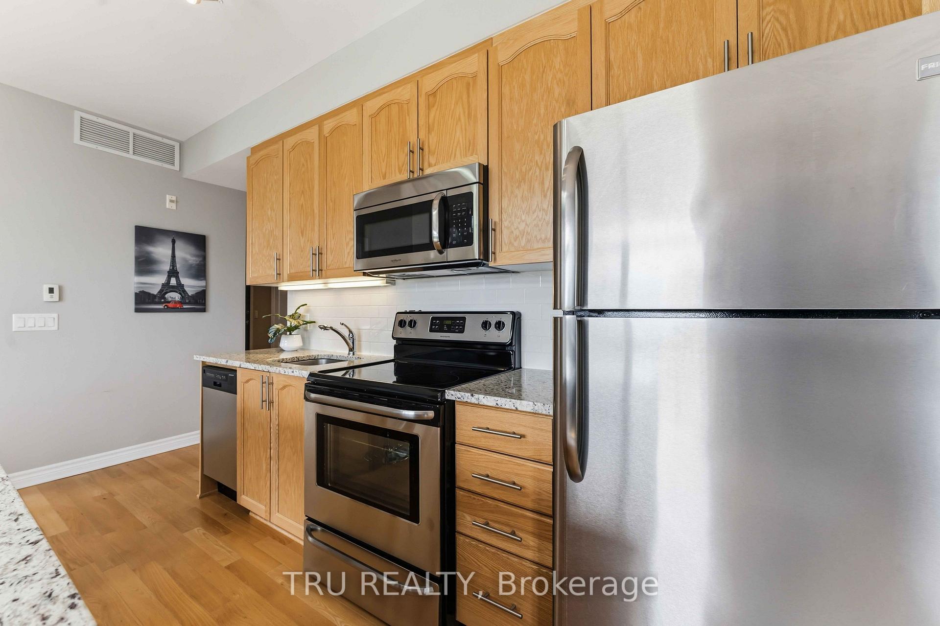 Photo 10 of Unit 301, 755 Beauparc Private, Ottawa, Cyrville — HOMEH
