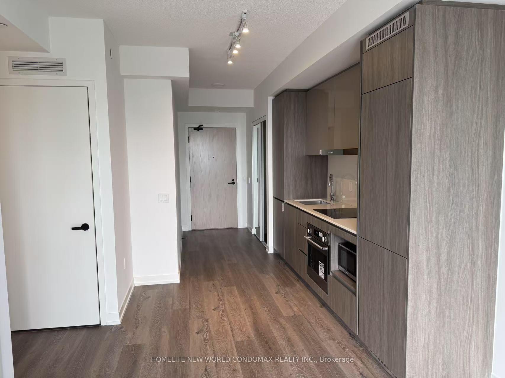 Photo 2 of Unit 1807, 28 Interchange Way, Vaughan, Vaughan Corporate Centre — HOMEH