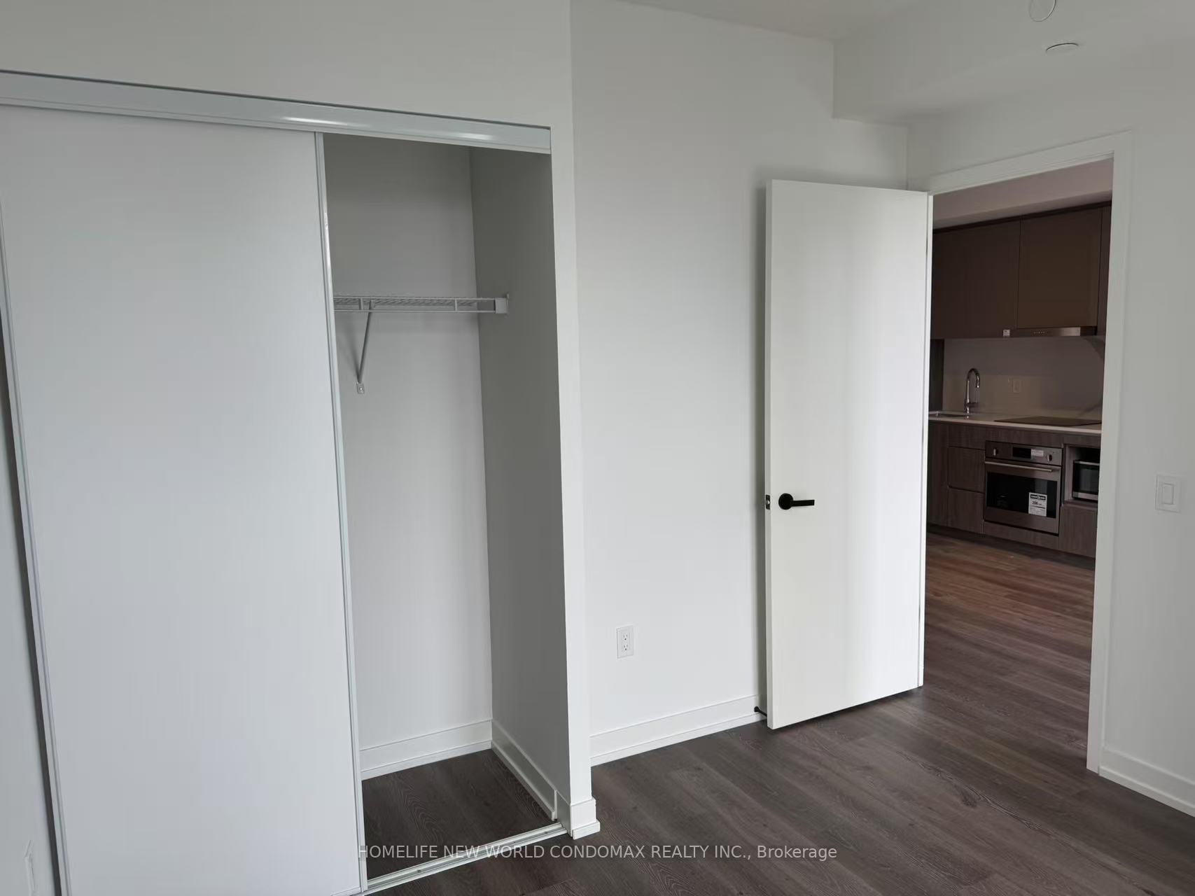Photo 16 of Unit 1807, 28 Interchange Way, Vaughan, Vaughan Corporate Centre — HOMEH