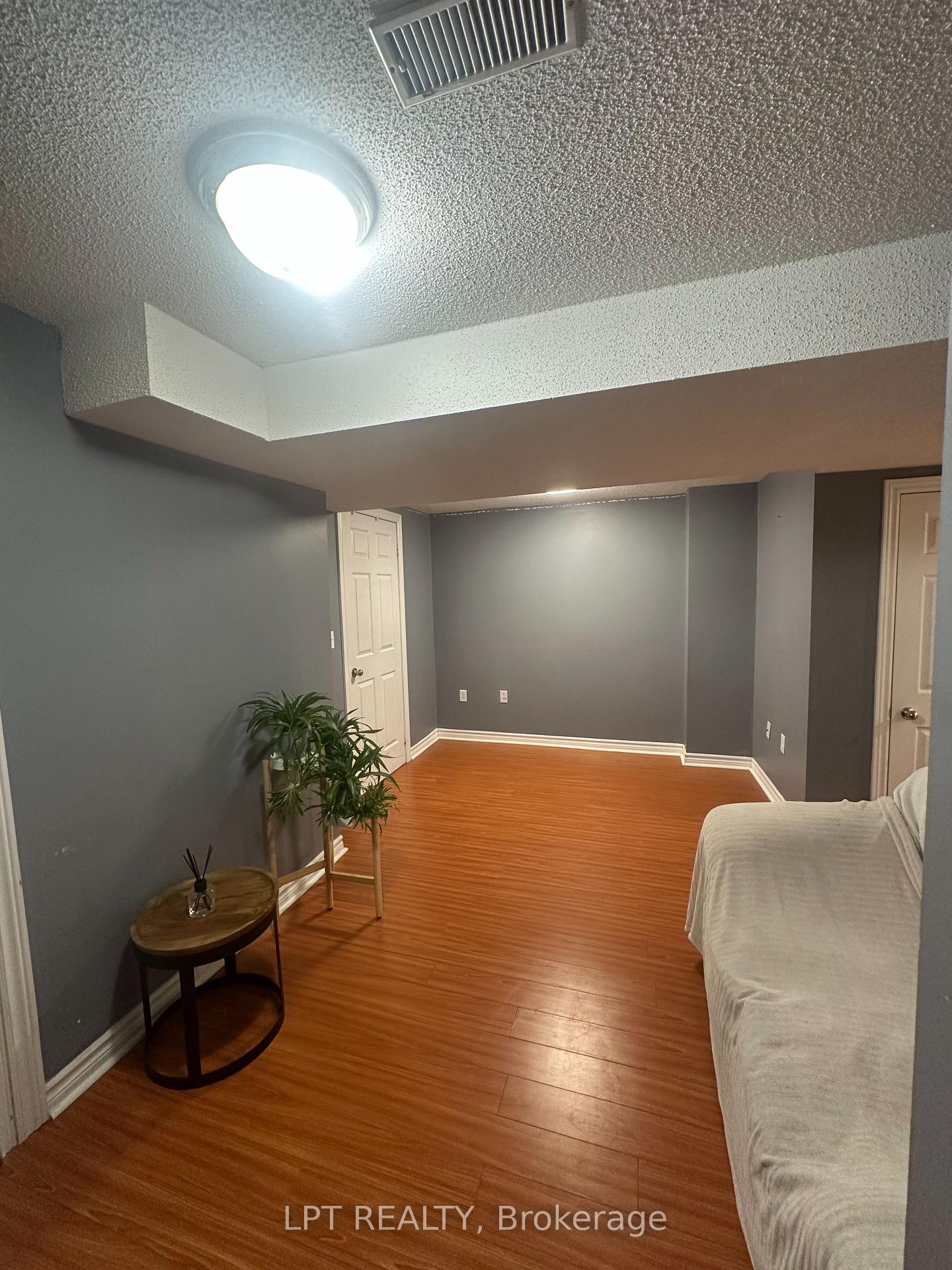 Photo 9 of Unit Bsmt, 33 Kenborough Court, Markham, Milliken Mills East — HOMEH