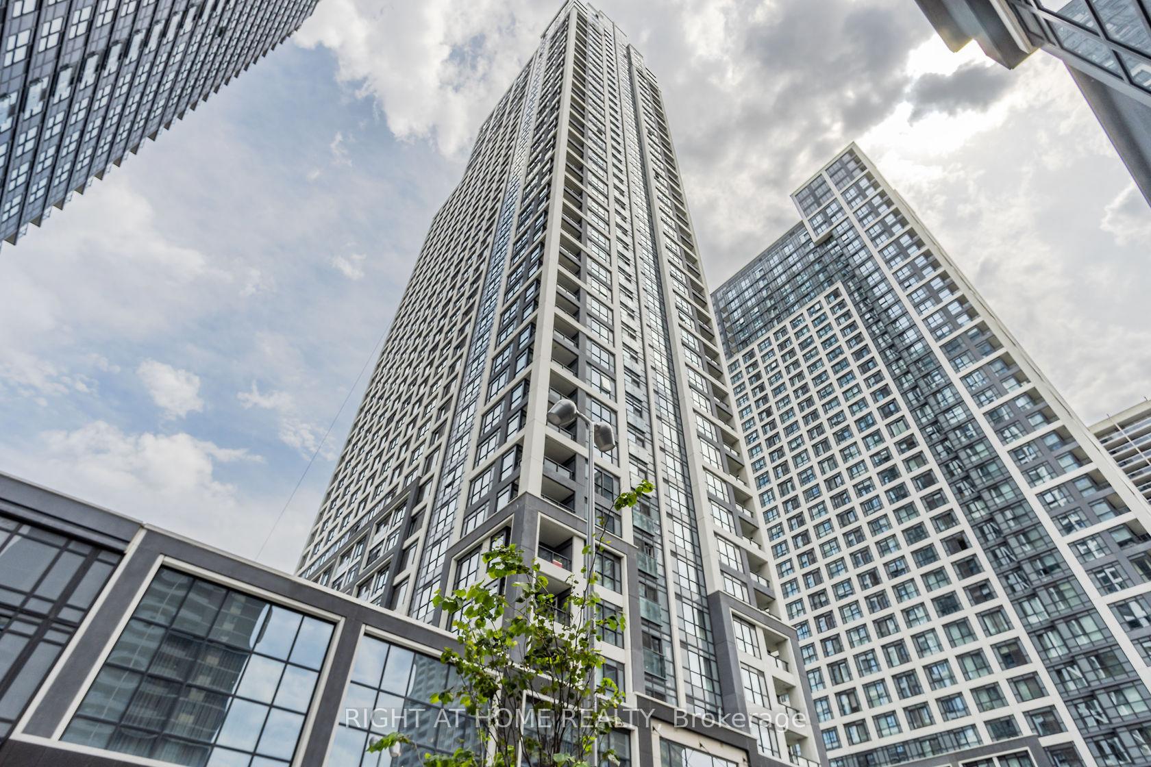 Front of Unit 4001, 7 Mabelle Avenue