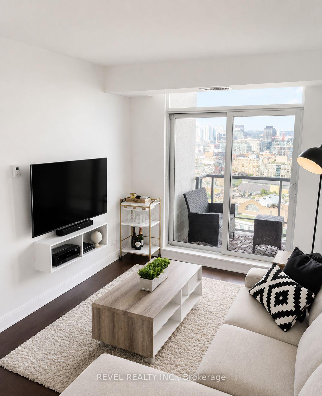 Photo 3 of Unit # 2501, 1 Scott Street, Toronto, Waterfront Communities — HOMEH