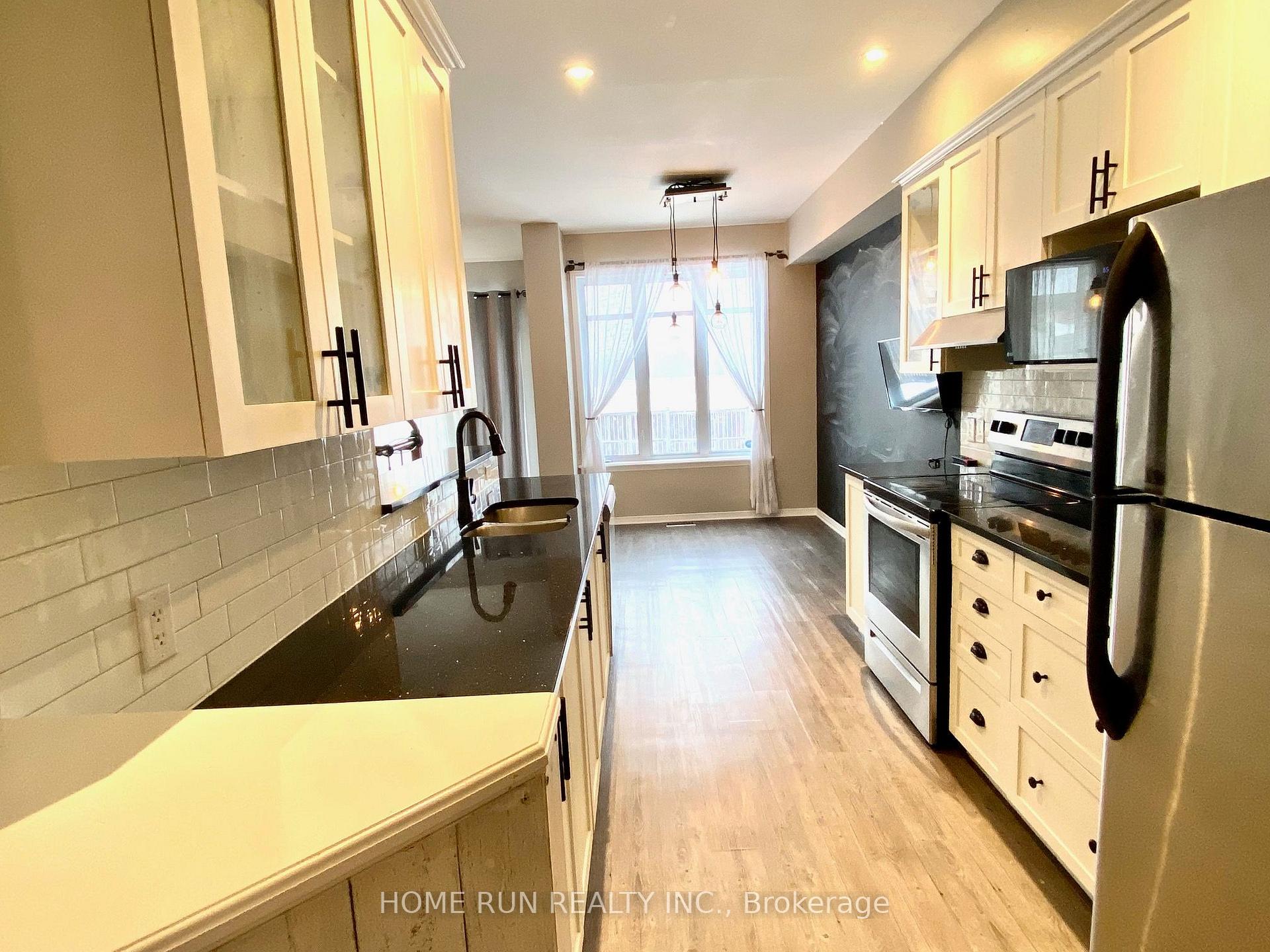 Photo 3 of 244 Eye Bright Crescent, Ottawa, Riverside South/Gloucester Glen — HOMEH