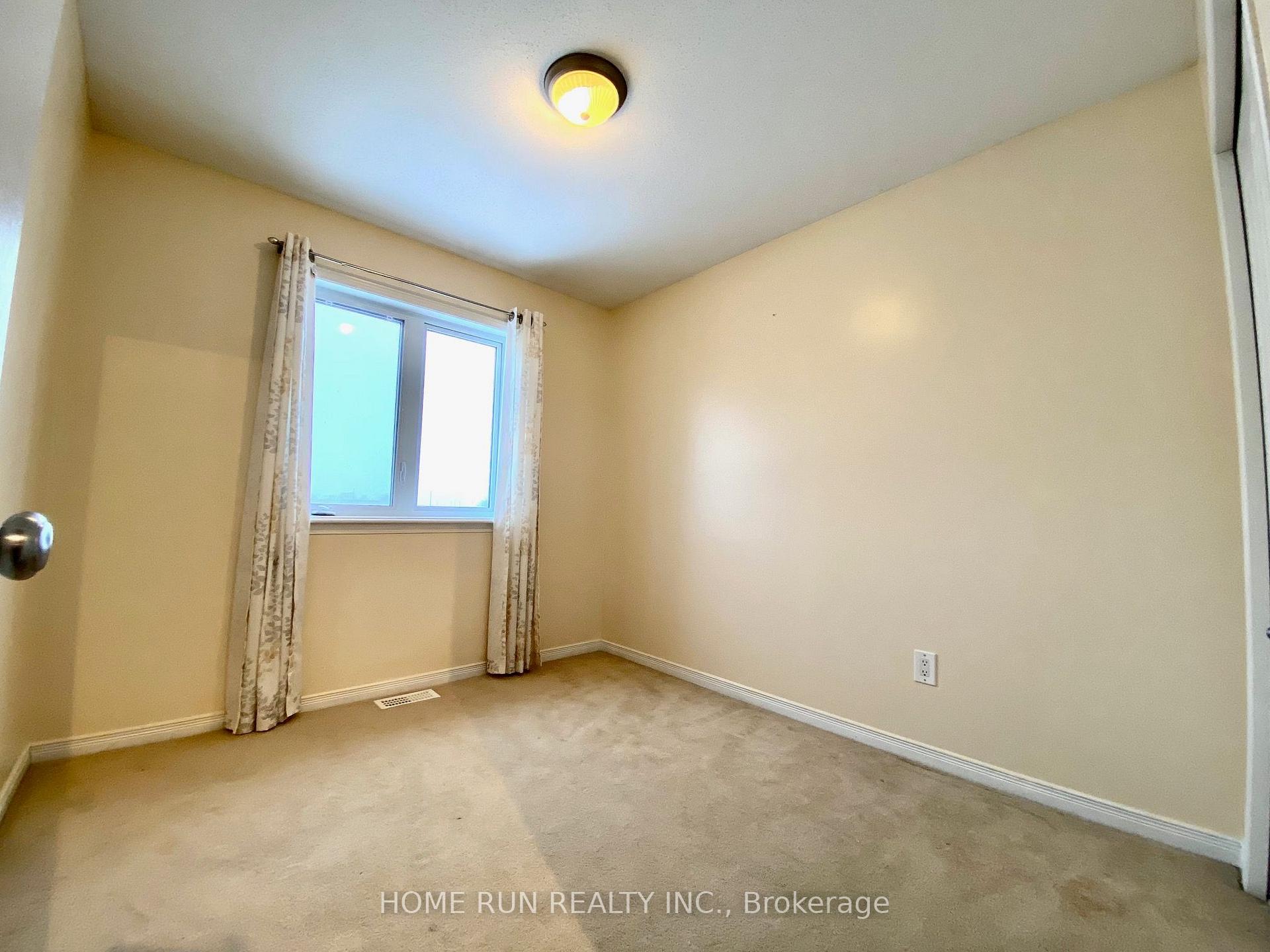 Photo 11 of 244 Eye Bright Crescent, Ottawa, Riverside South/Gloucester Glen — HOMEH