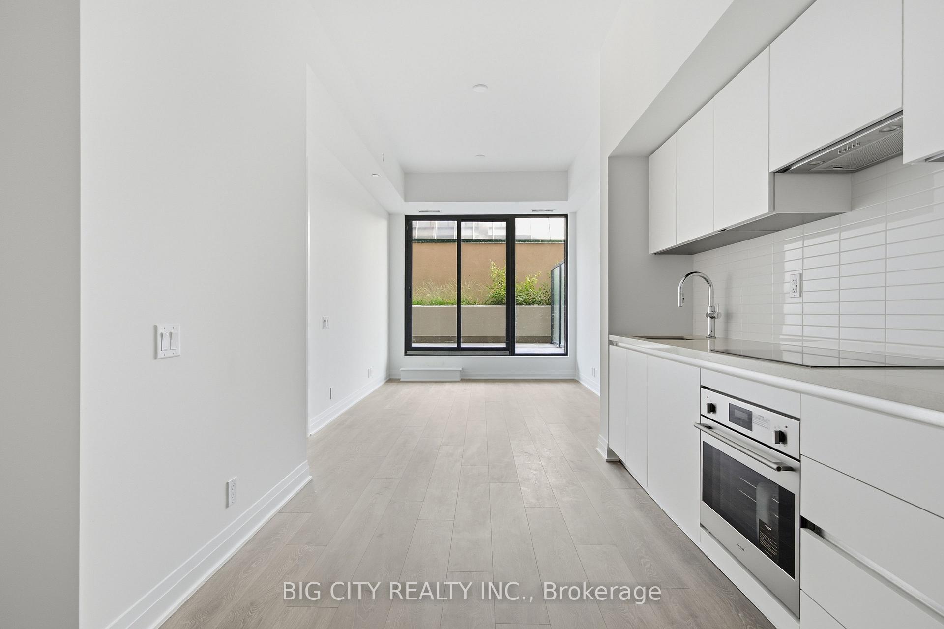 Photo 3 of Unit 215, 25 Frederick Todd Way, Toronto, Thorncliffe Park — HOMEH