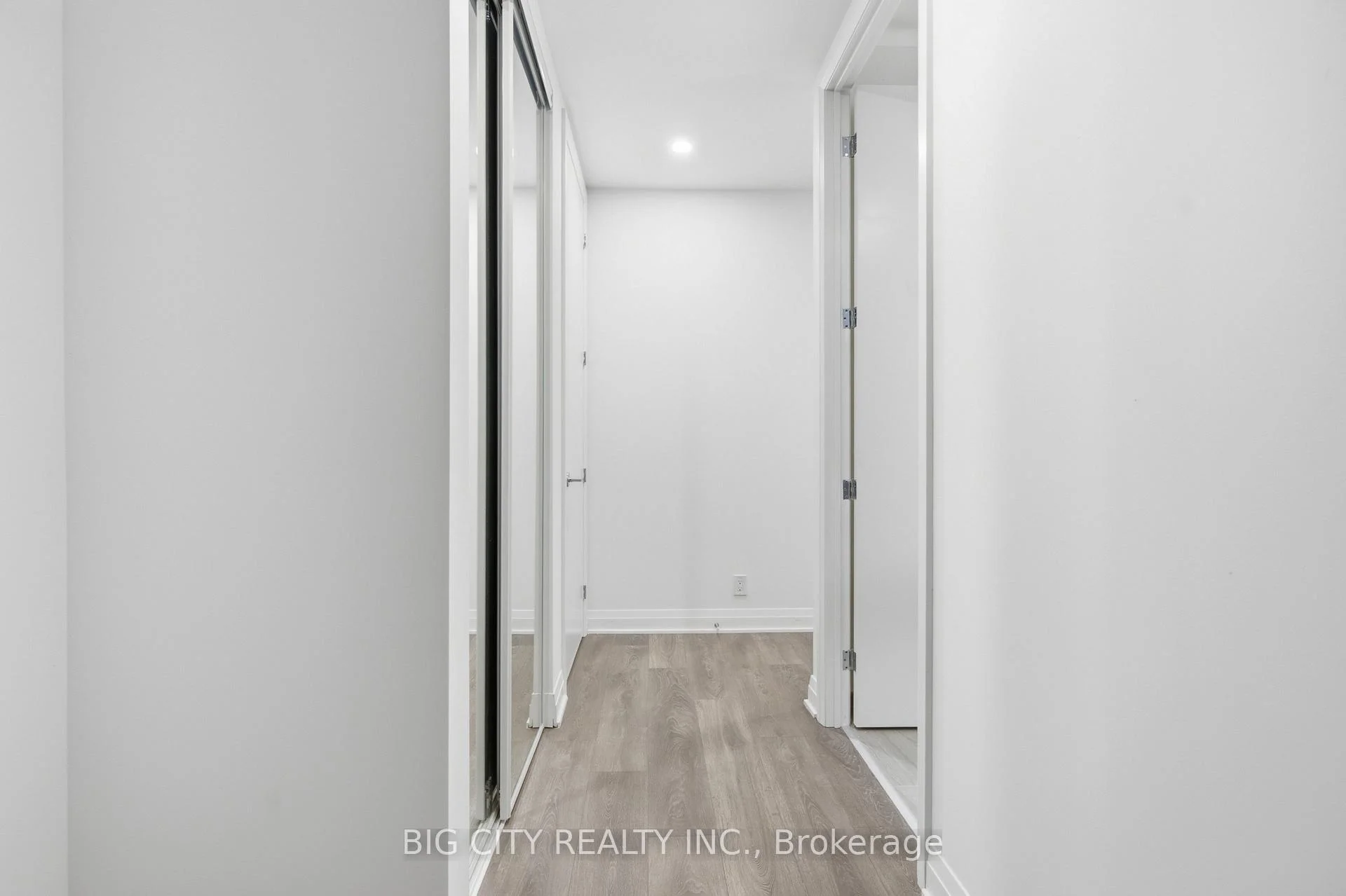 Photo 6 of Unit 215, 25 Frederick Todd Way, Toronto, Thorncliffe Park — HOMEH