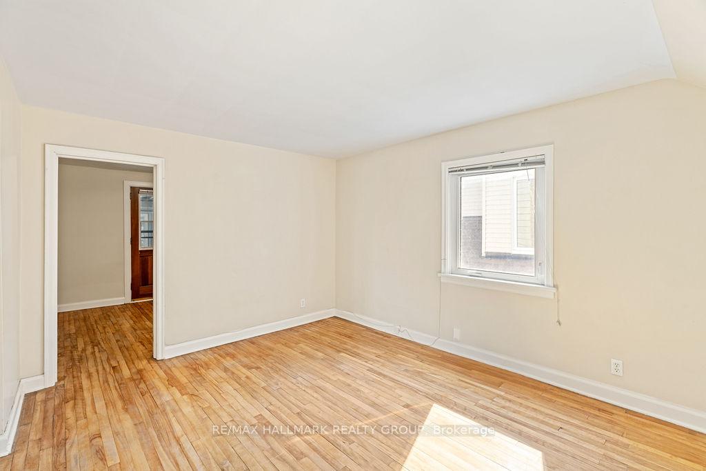 Photo 12 of Unit 2, 359 Dominion Avenue, Ottawa, Westboro West — HOMEH