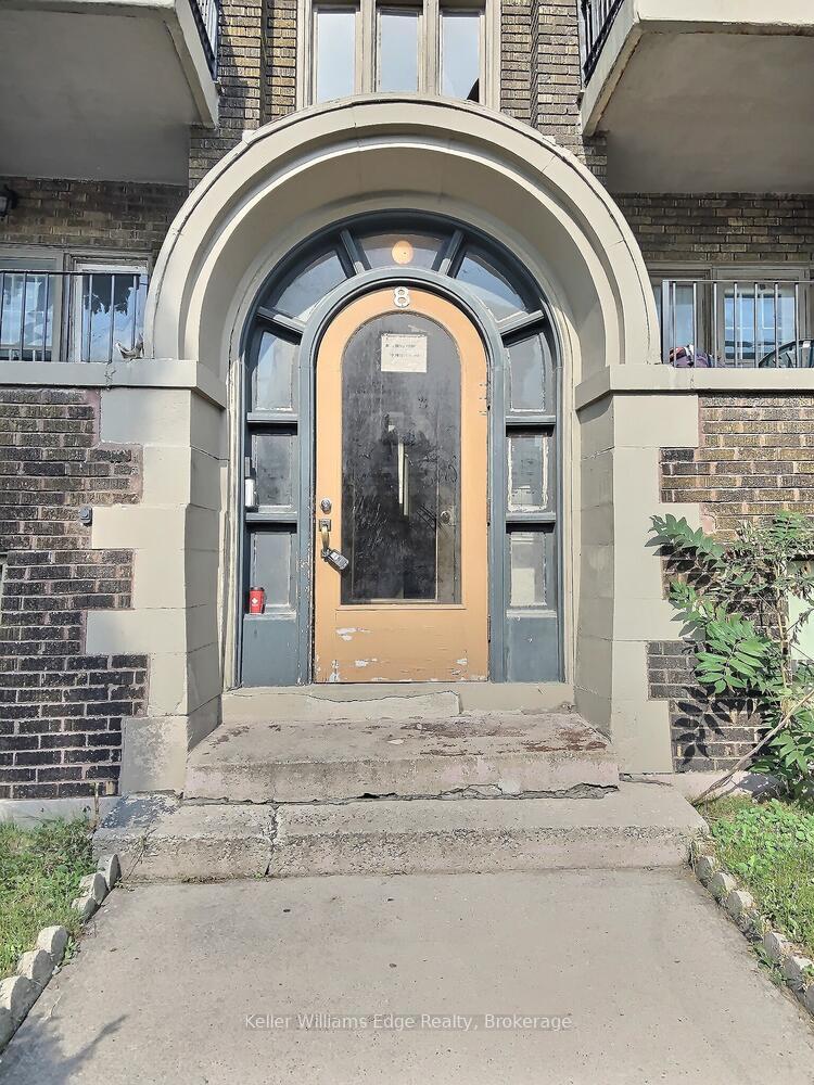 Photo 10 of Unit 5, 8 Tisdale Street S, Hamilton, Landsdale — HOMEH