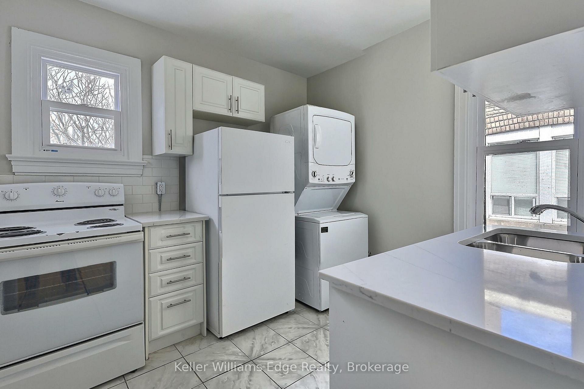 Photo 3 of Unit 8, 8 Tisdale Street S, Hamilton, Landsdale — HOMEH