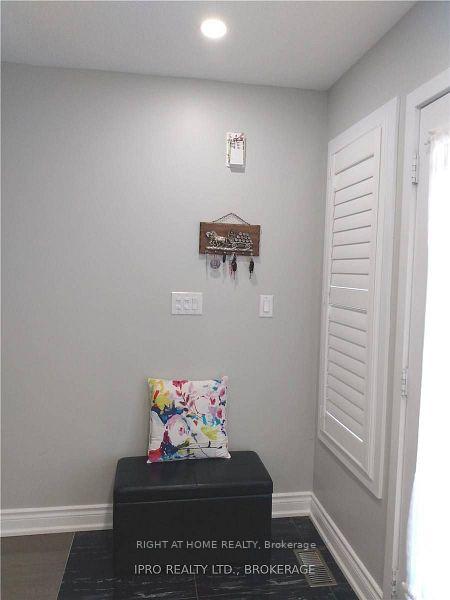 Photo 3 of 20 Bradshaw Drive Bradshaw Drive, Hamilton, Stoney Creek Mountain — HOMEH
