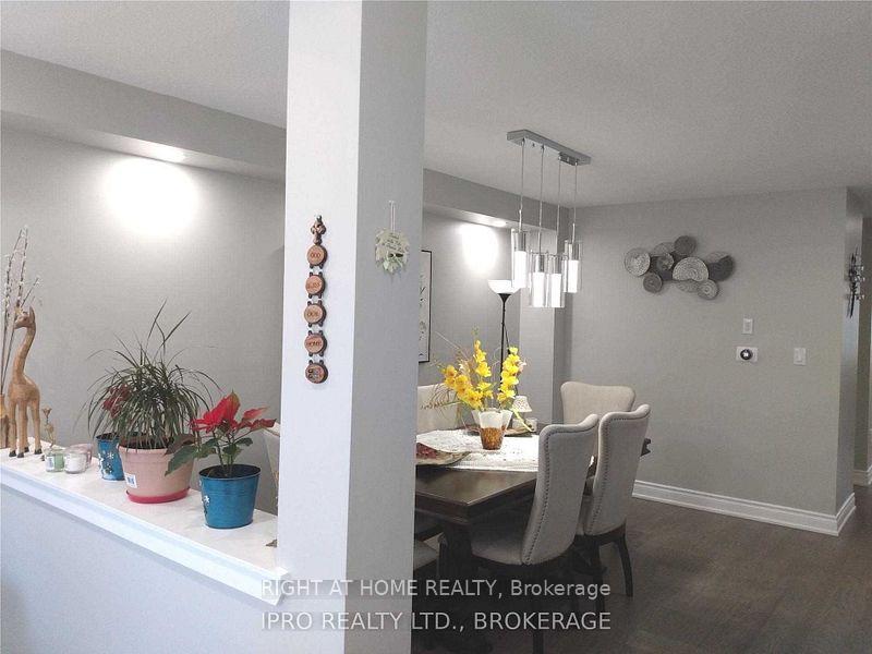Photo 5 of 20 Bradshaw Drive Bradshaw Drive, Hamilton, Stoney Creek Mountain — HOMEH