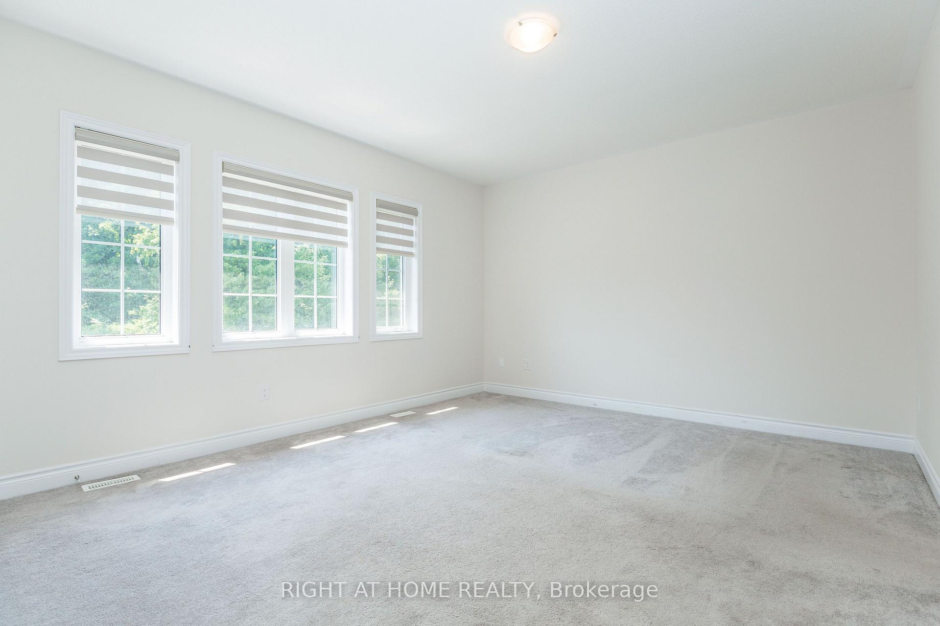 Photo 24 of 8 Monarch Drive, Halton Hills, Georgetown — HOMEH