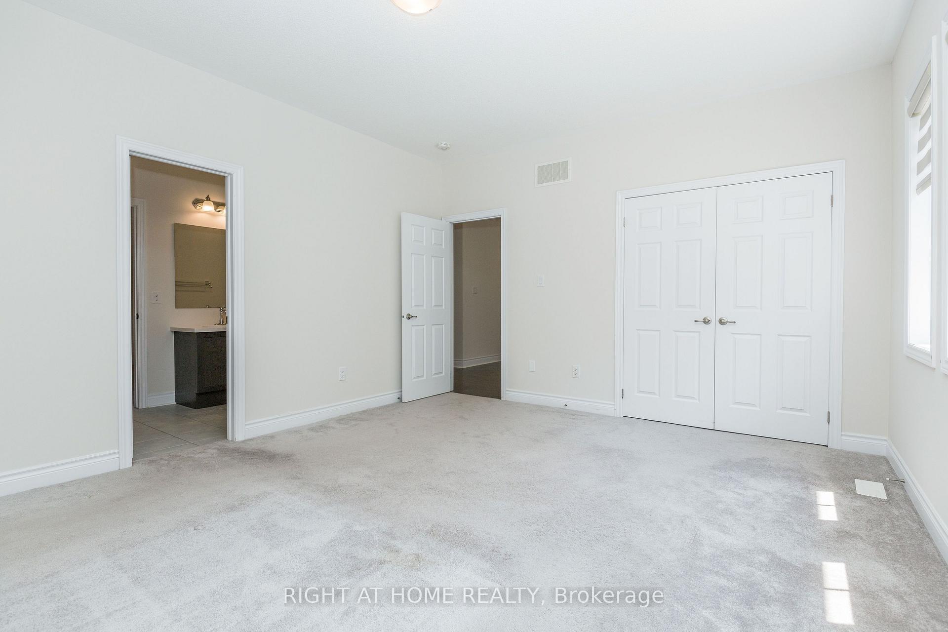 Photo 25 of 8 Monarch Drive, Halton Hills, Georgetown — HOMEH