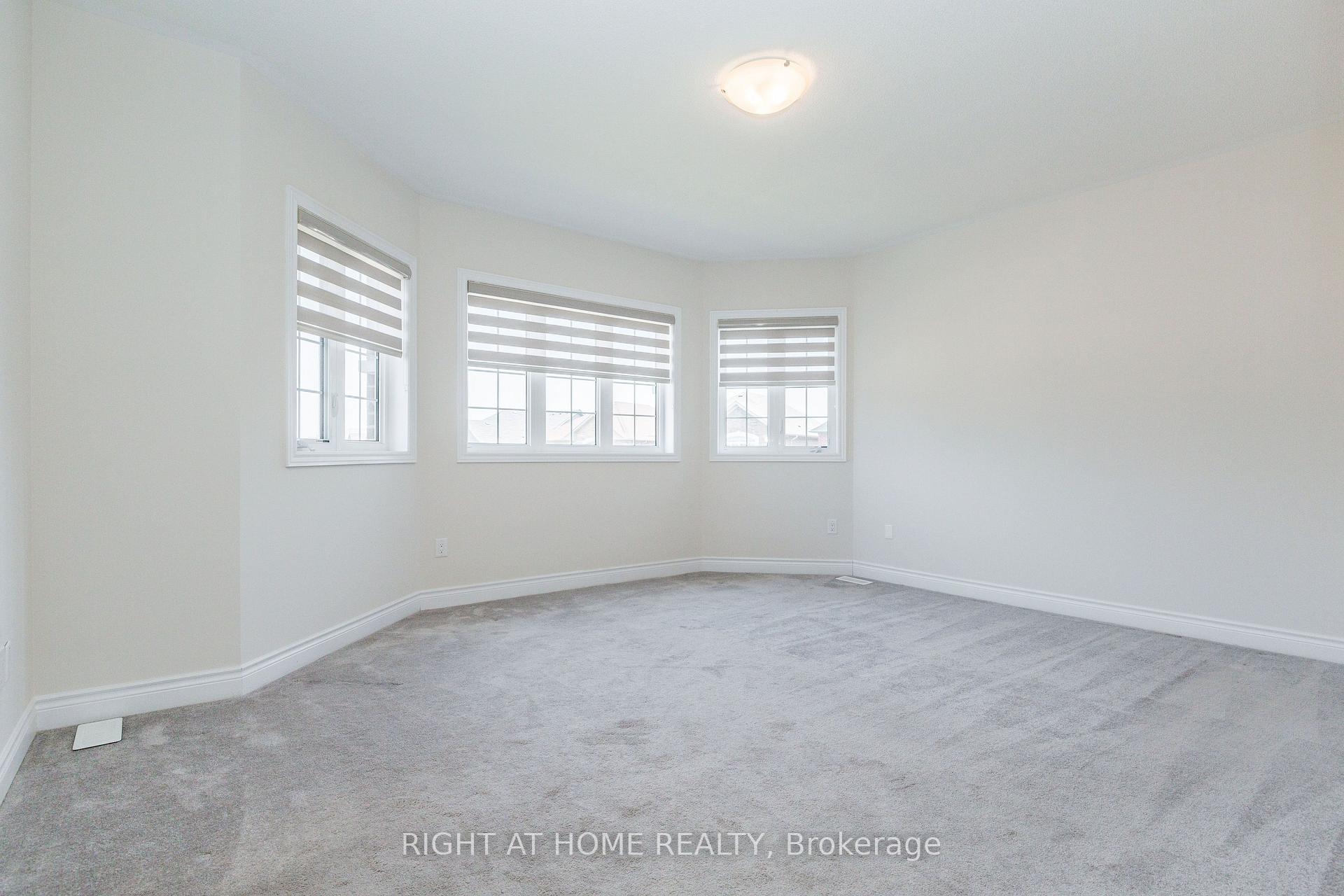 Photo 35 of 8 Monarch Drive, Halton Hills, Georgetown — HOMEH