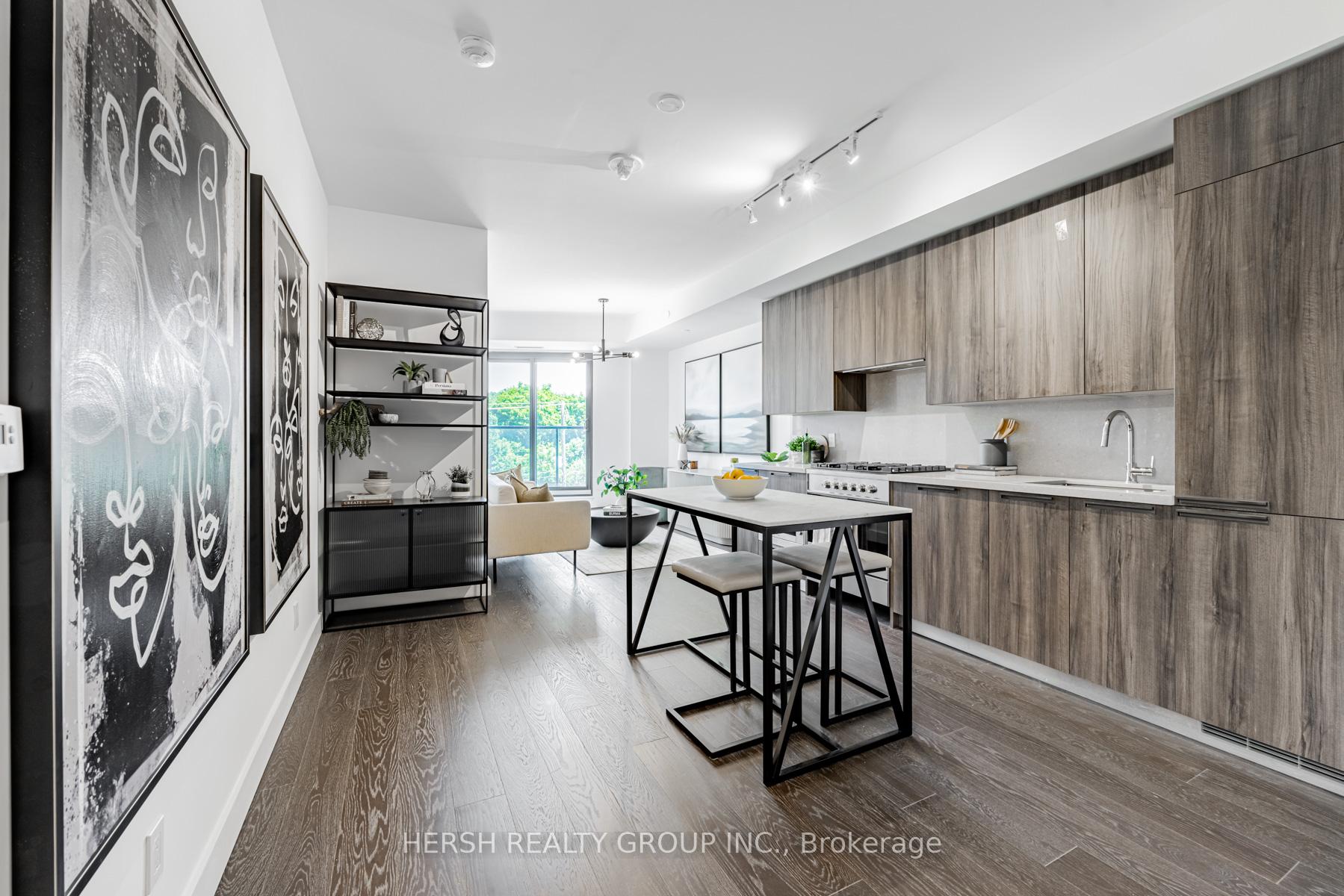 Photo 3 of Unit 310, 160 Kingsway Crescent, Etobicoke, Kingsway South — HOMEH