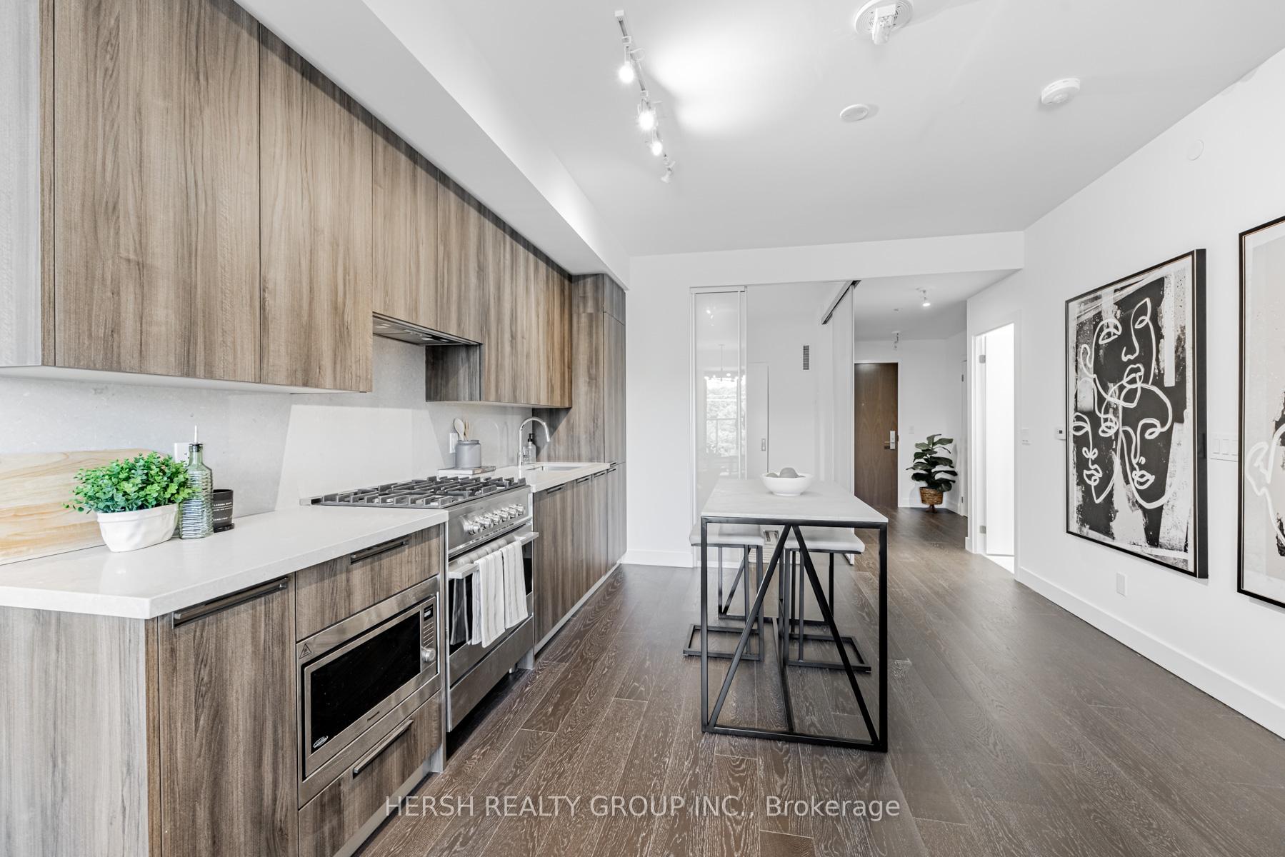 Photo 7 of Unit 310, 160 Kingsway Crescent, Etobicoke, Kingsway South — HOMEH