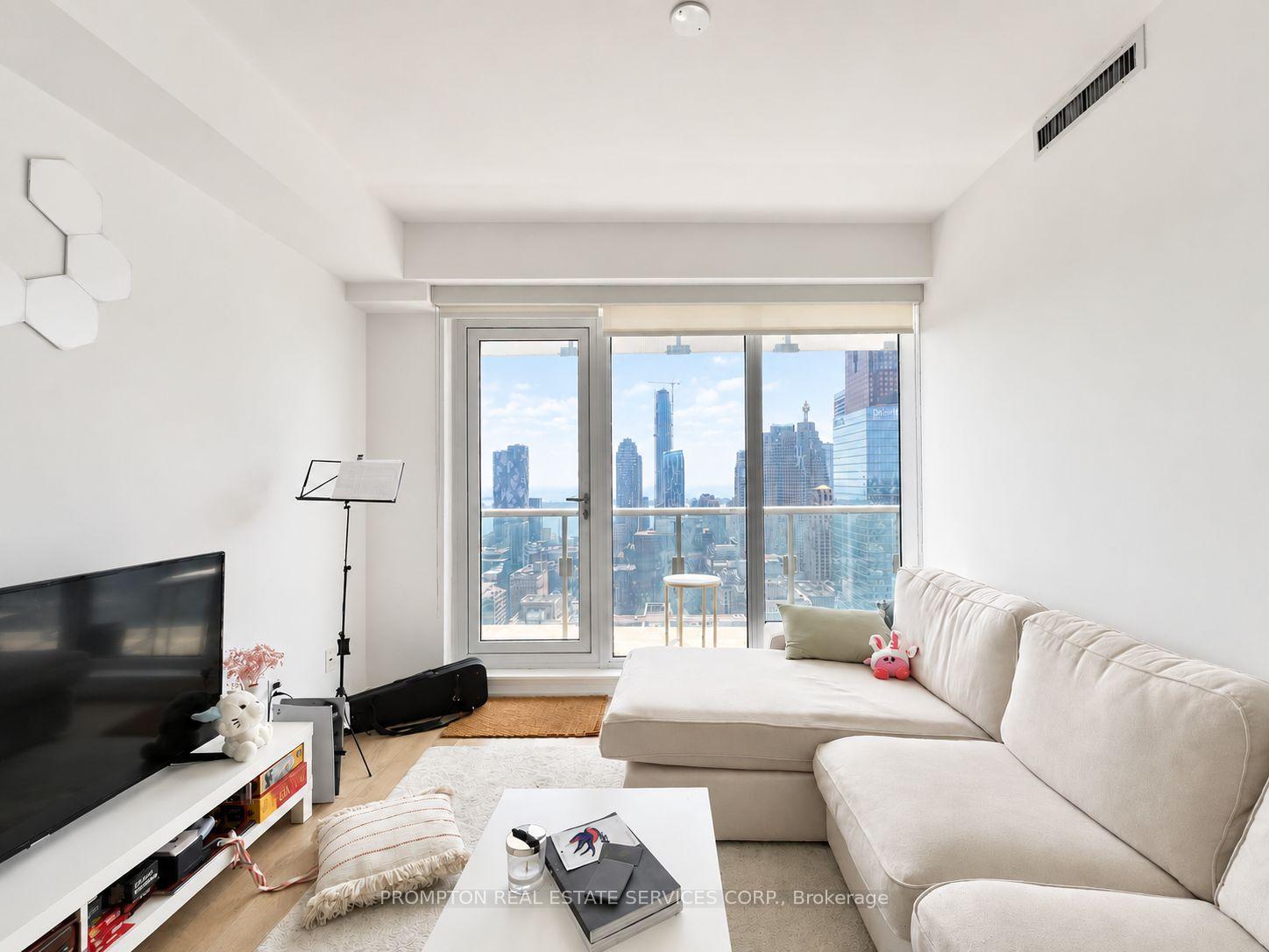 Photo 5 of Unit 4407, 197 Yonge Street, Toronto, Church-Yonge Corridor — HOMEH
