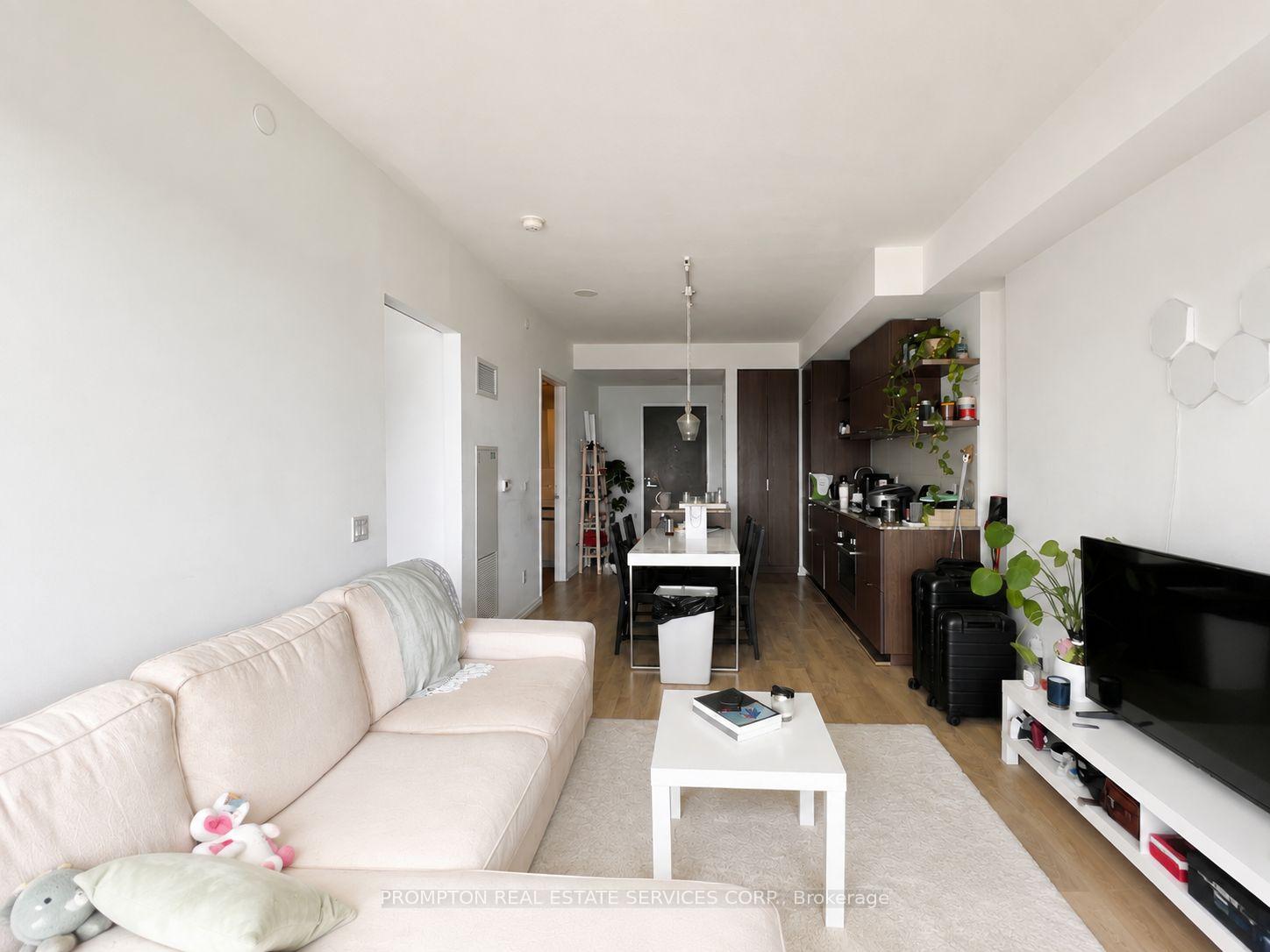 Photo 8 of Unit 4407, 197 Yonge Street, Toronto, Church-Yonge Corridor — HOMEH