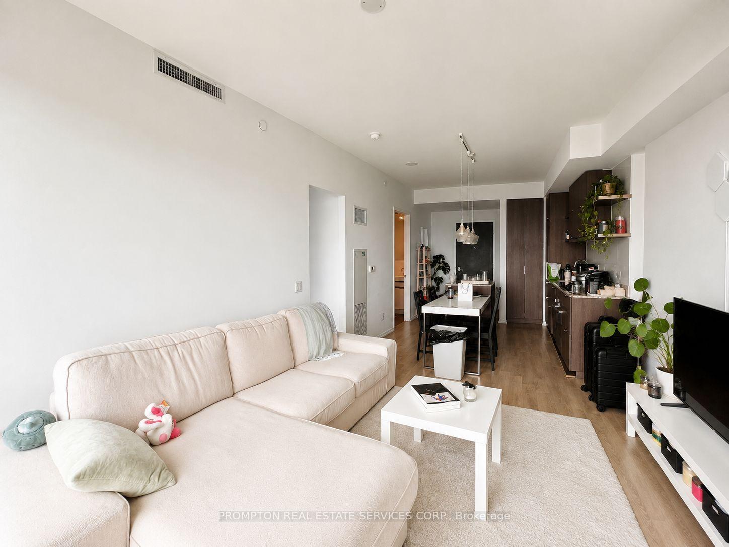 Photo 10 of Unit 4407, 197 Yonge Street, Toronto, Church-Yonge Corridor — HOMEH