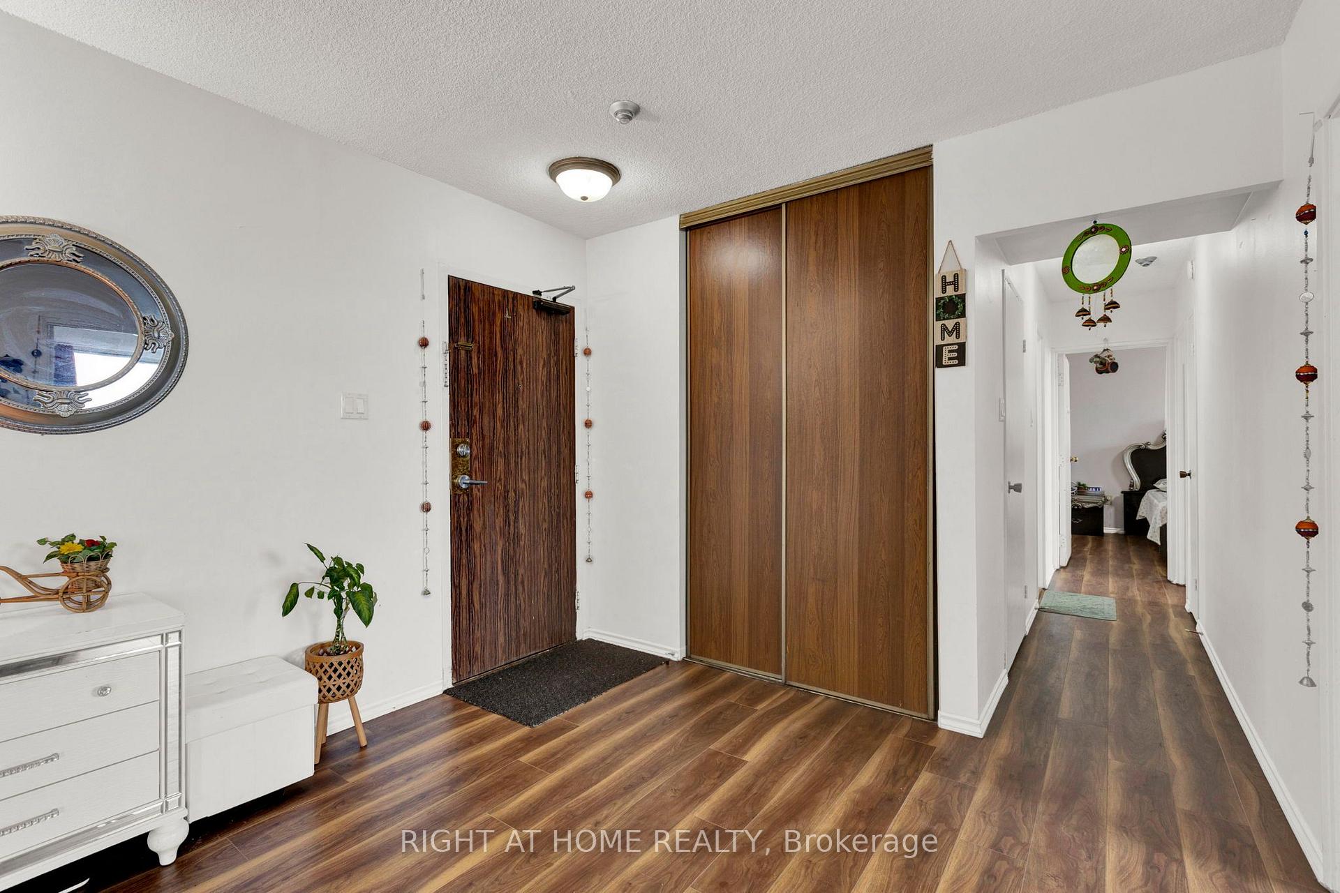 Photo 4 of Unit 1608, 100 Prudential Drive, Scarborough, Dorset Park — HOMEH