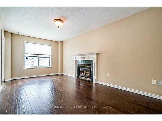 Photo 5 of 18 Merganser Court, Barrie, Painswick South — HOMEH