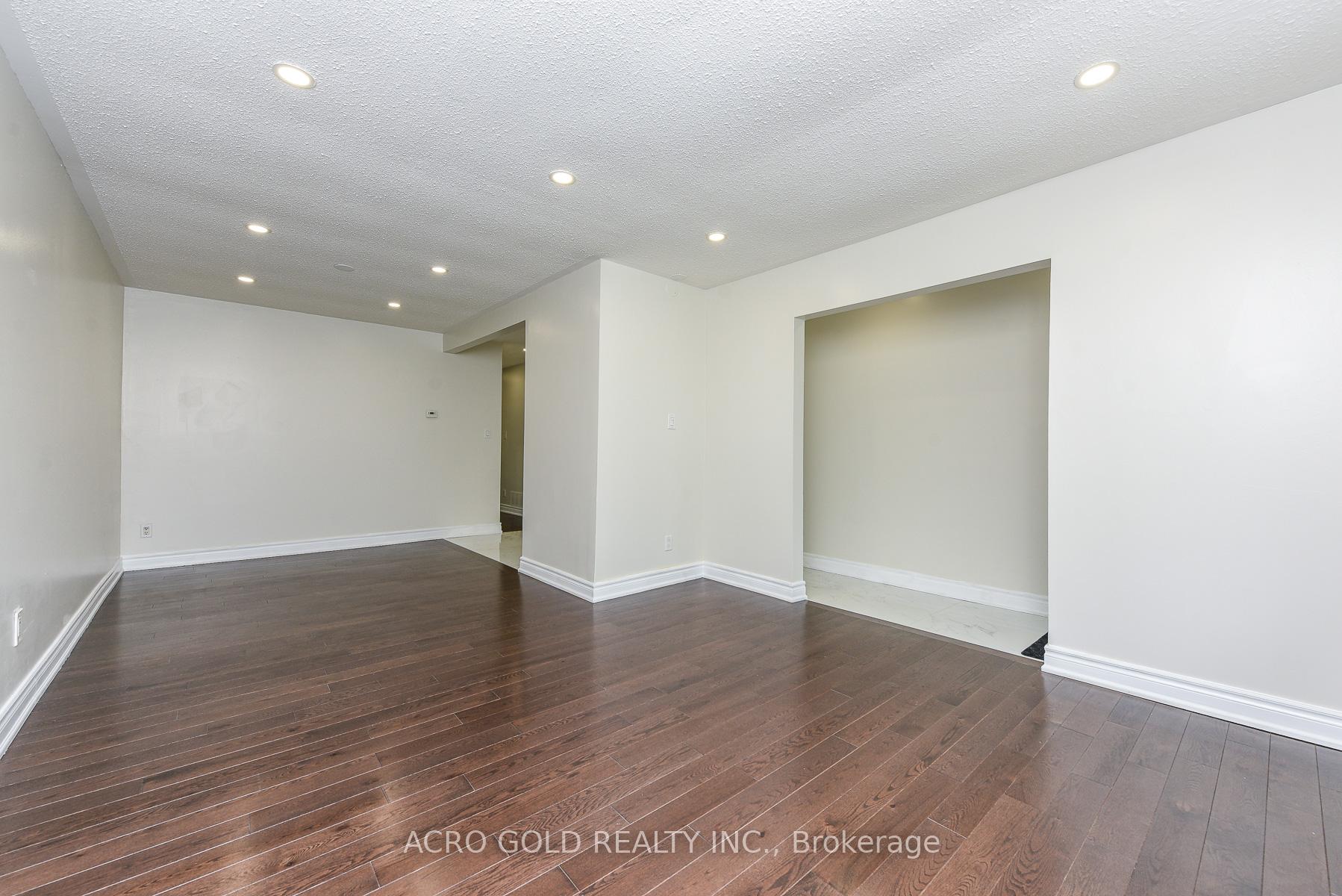 Photo 10 of 96 Archdekin Drive, Brampton, Madoc — HOMEH