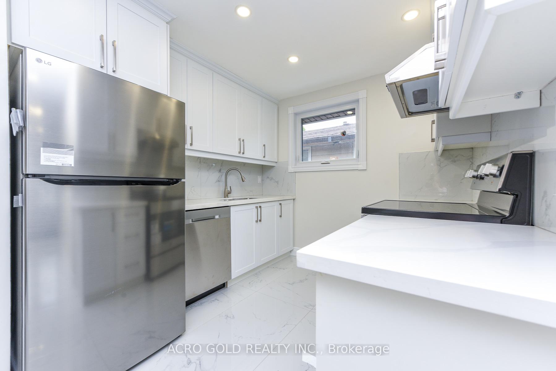 Photo 14 of 96 Archdekin Drive, Brampton, Madoc — HOMEH