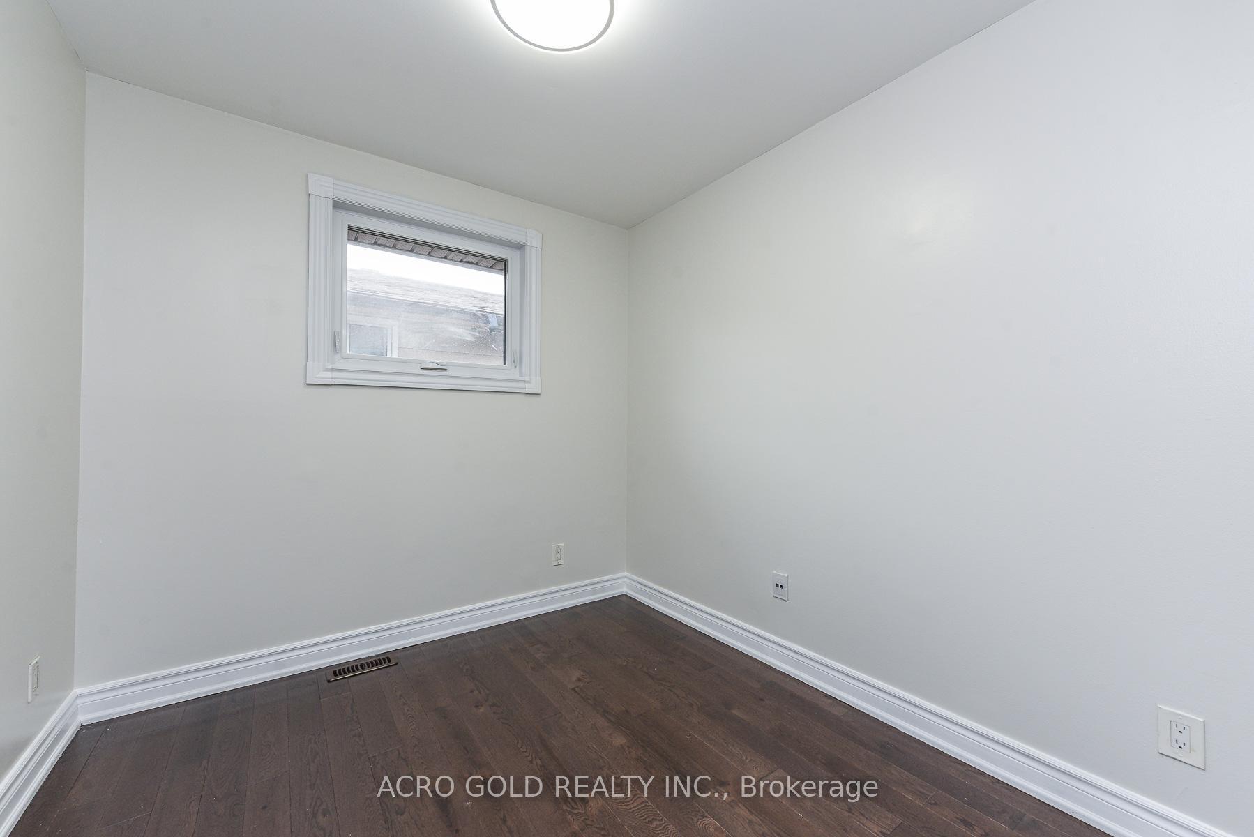 Photo 19 of 96 Archdekin Drive, Brampton, Madoc — HOMEH