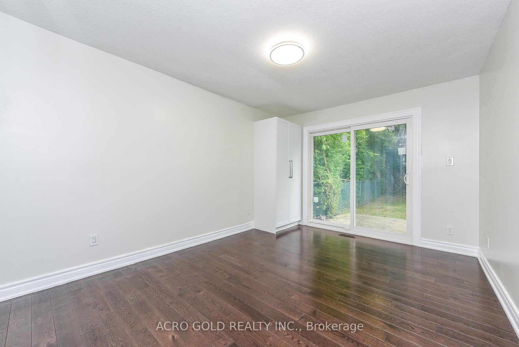 Photo 24 of 96 Archdekin Drive, Brampton, Madoc — HOMEH