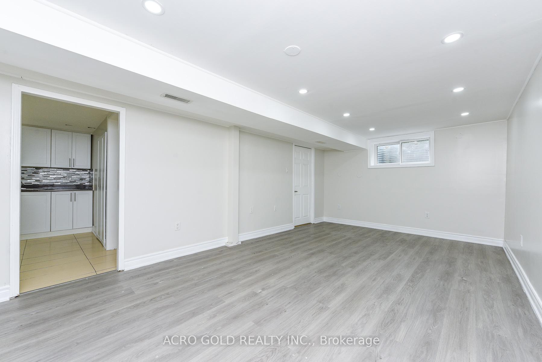 Photo 30 of 96 Archdekin Drive, Brampton, Madoc — HOMEH