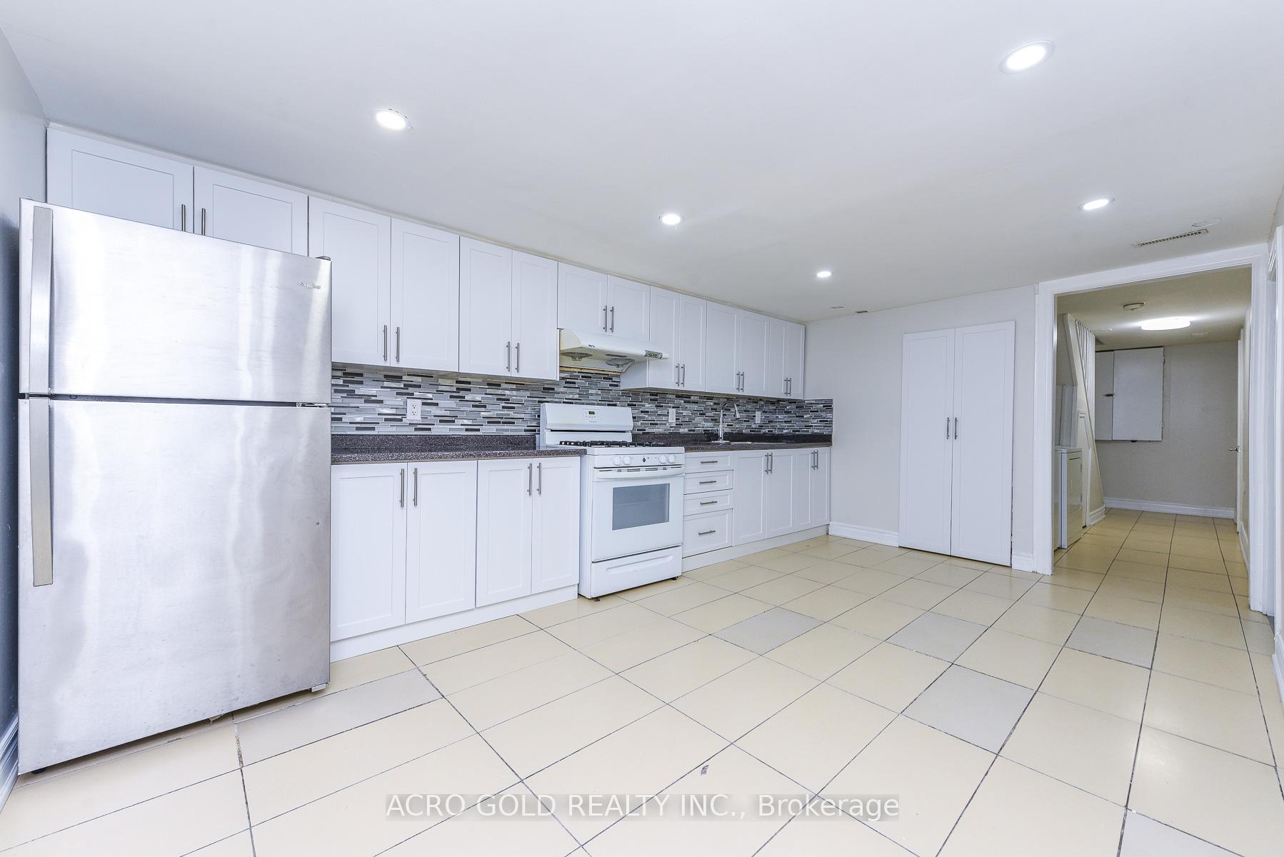 Photo 34 of 96 Archdekin Drive, Brampton, Madoc — HOMEH