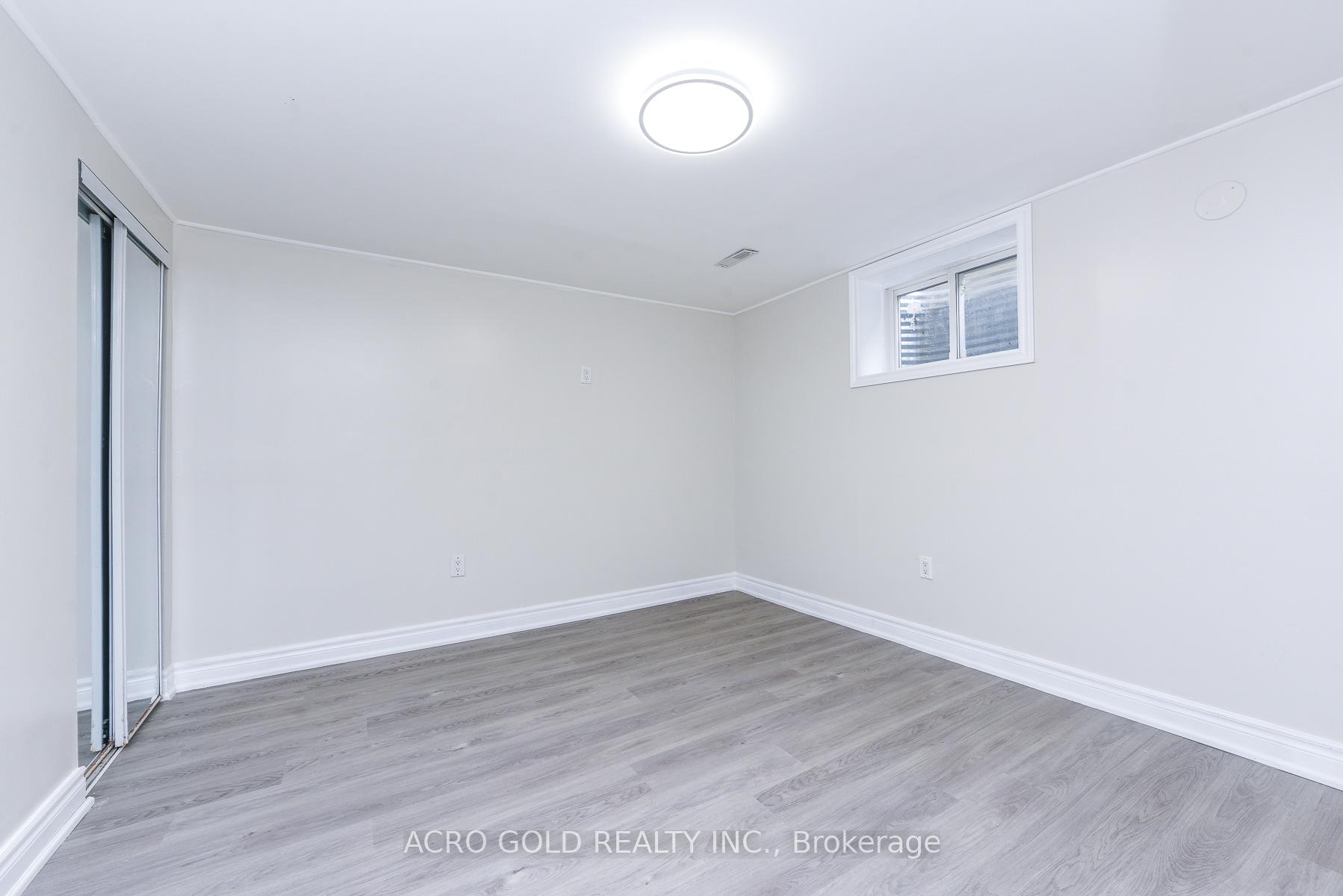 Photo 38 of 96 Archdekin Drive, Brampton, Madoc — HOMEH