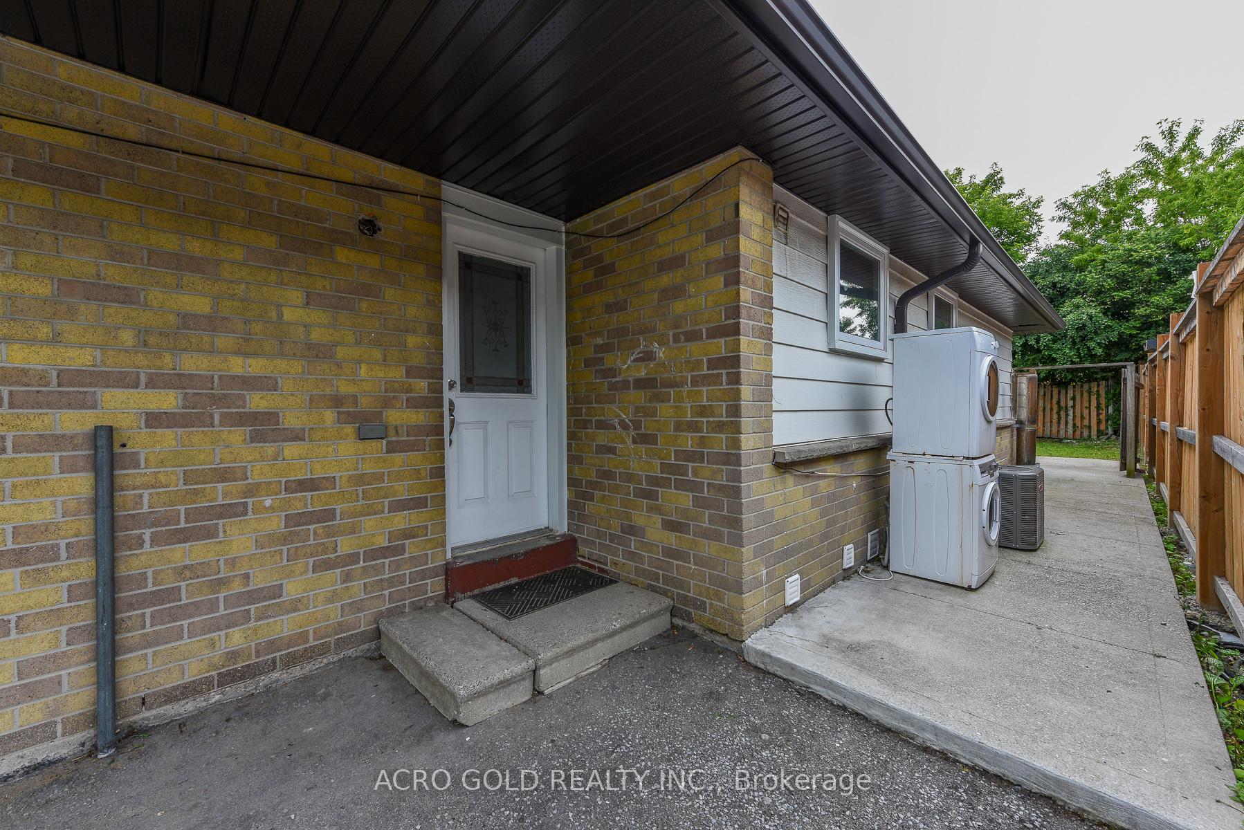 Photo 46 of 96 Archdekin Drive, Brampton, Madoc — HOMEH