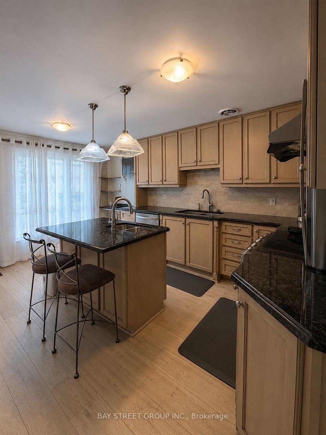 Photo 5 of Unit ROOM, 45 Foxwarren Drive, North York, Bayview Village — HOMEH