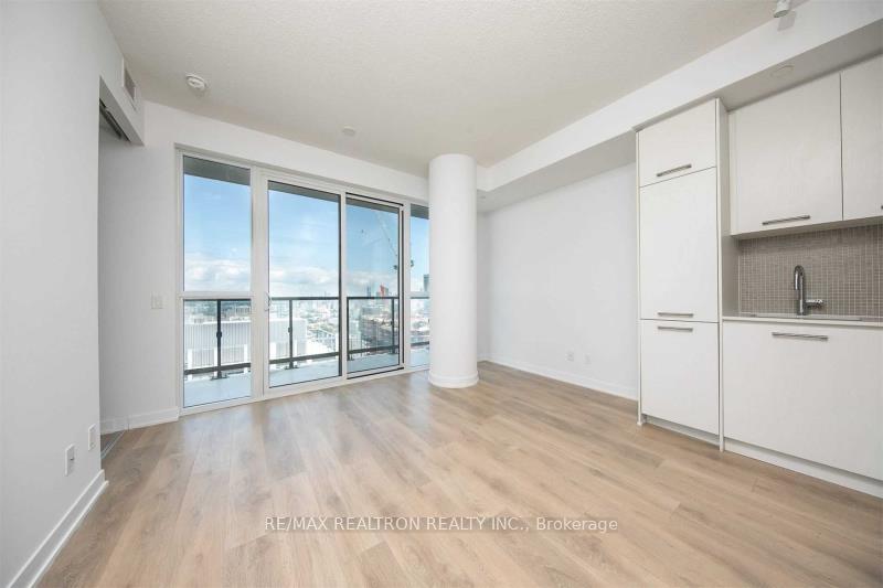 Photo 3 of Unit Ph307, 87 Peter Street, Toronto, Waterfront Communities — HOMEH