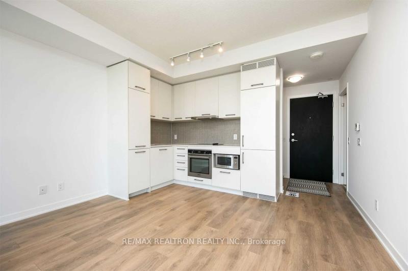 Photo 5 of Unit Ph307, 87 Peter Street, Toronto, Waterfront Communities — HOMEH
