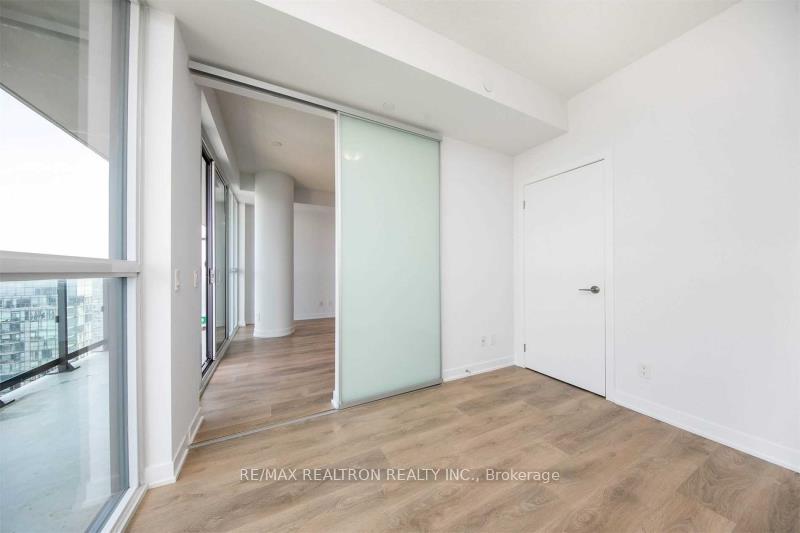 Photo 8 of Unit Ph307, 87 Peter Street, Toronto, Waterfront Communities — HOMEH