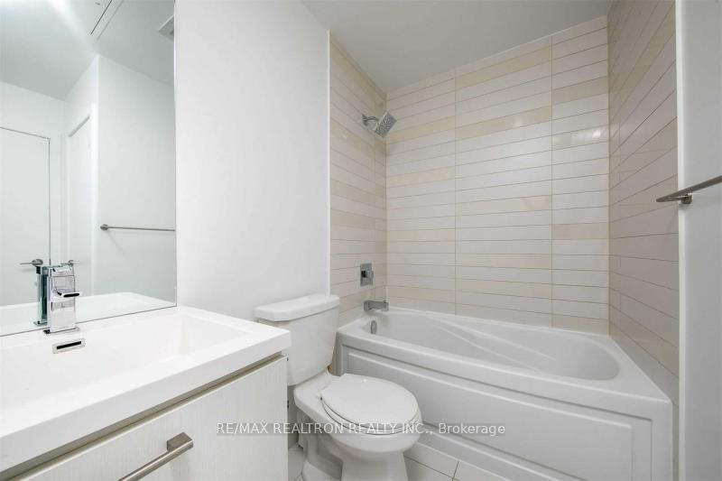Photo 9 of Unit Ph307, 87 Peter Street, Toronto, Waterfront Communities — HOMEH