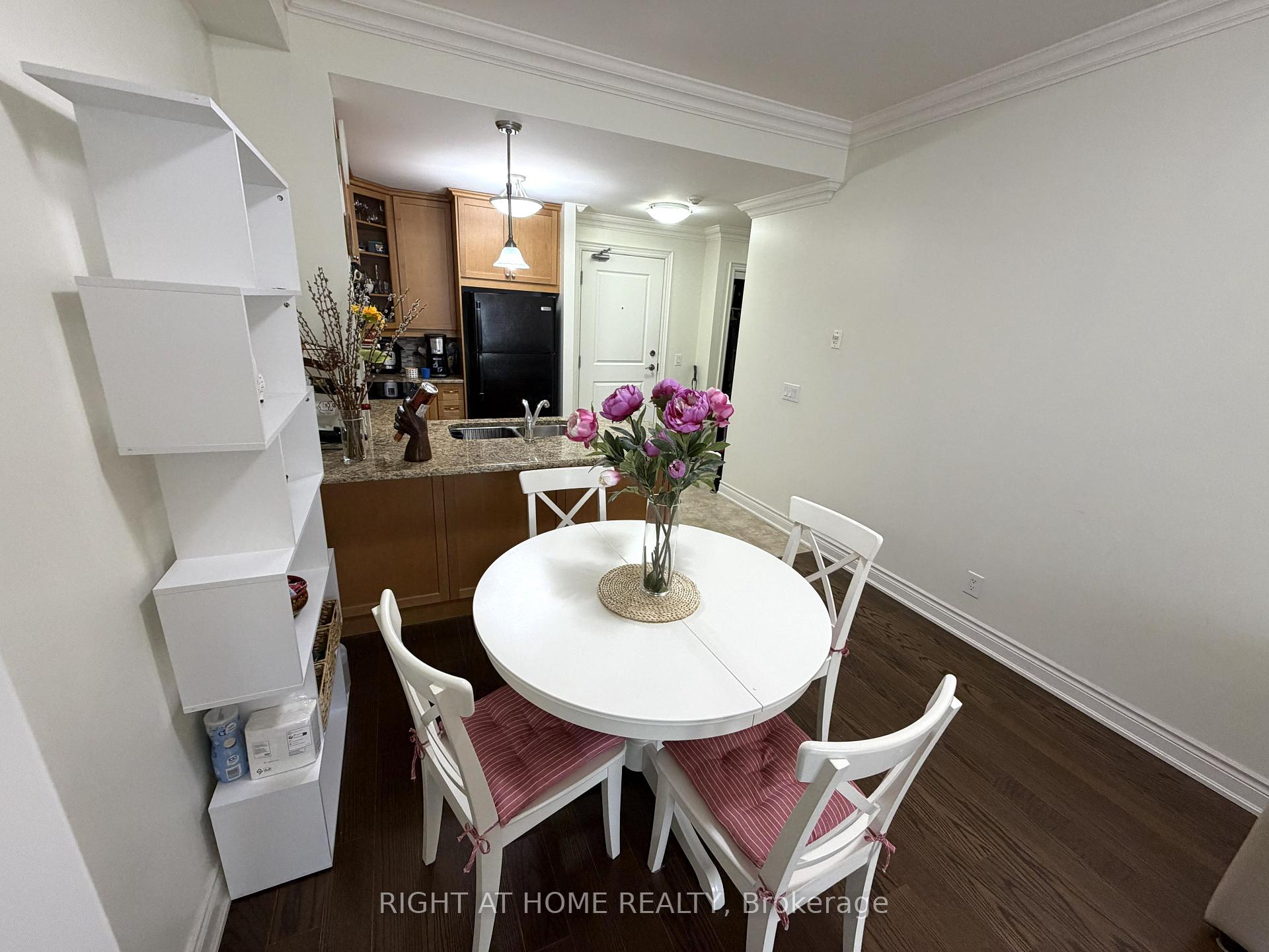 Photo 17 of Unit 309, 60 Ann Street, Caledon, Bolton West — HOMEH