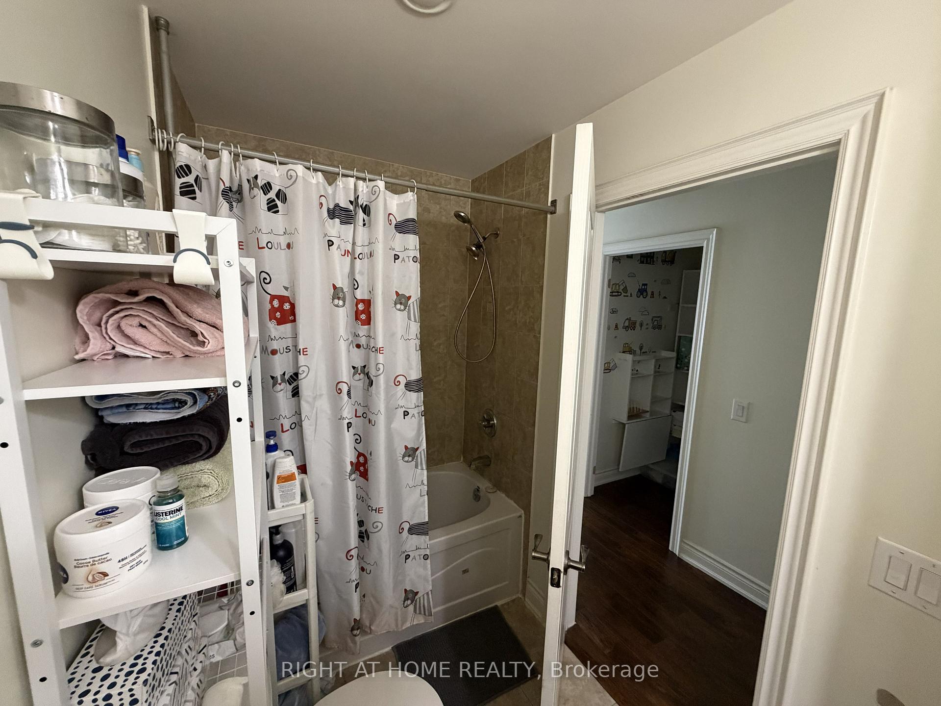 Photo 21 of Unit 309, 60 Ann Street, Caledon, Bolton West — HOMEH