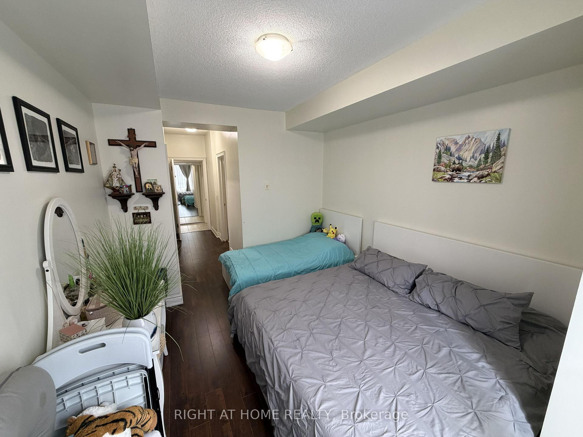 Photo 23 of Unit 309, 60 Ann Street, Caledon, Bolton West — HOMEH